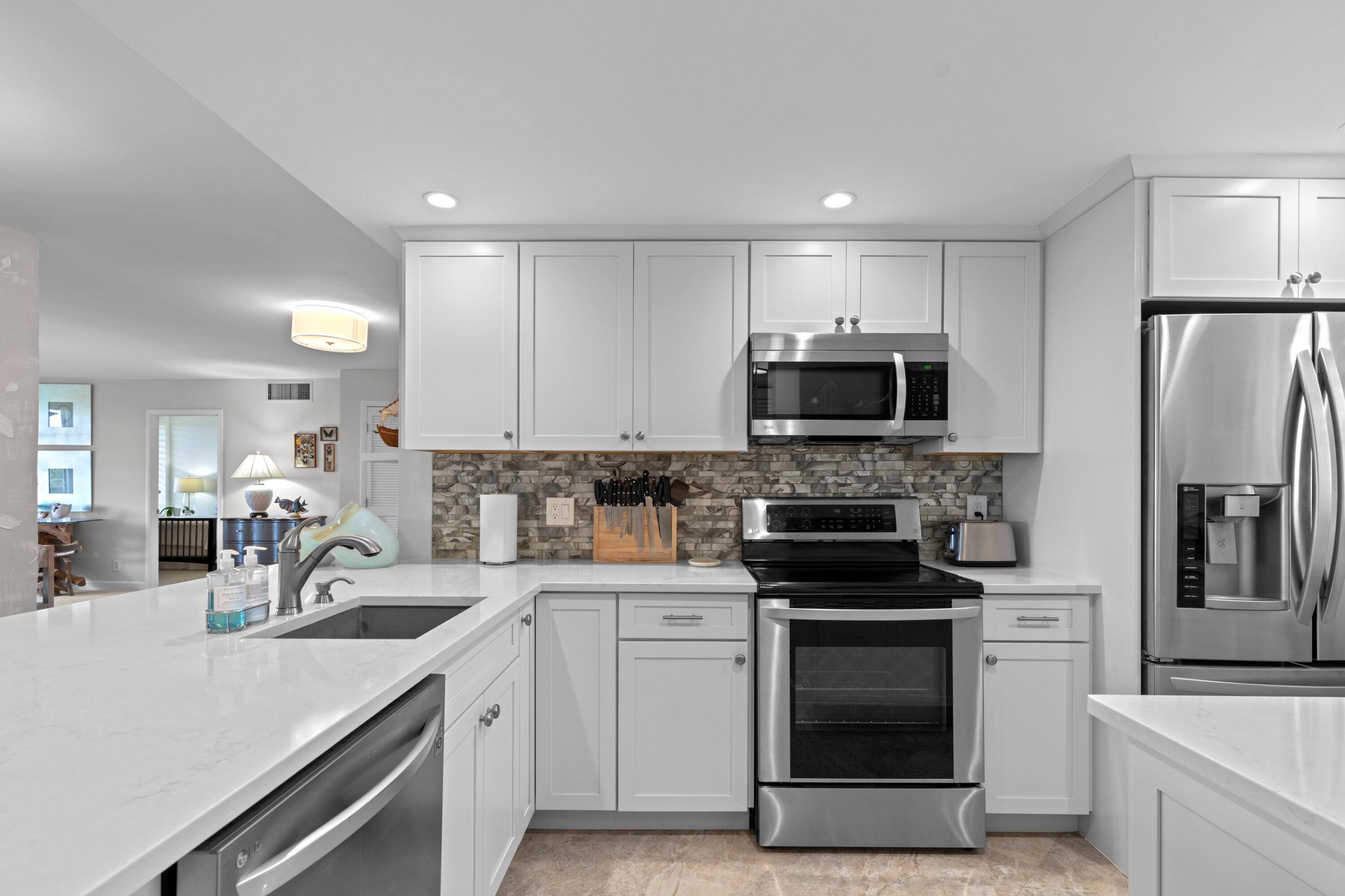555 NW 4th Avenue Apt 501