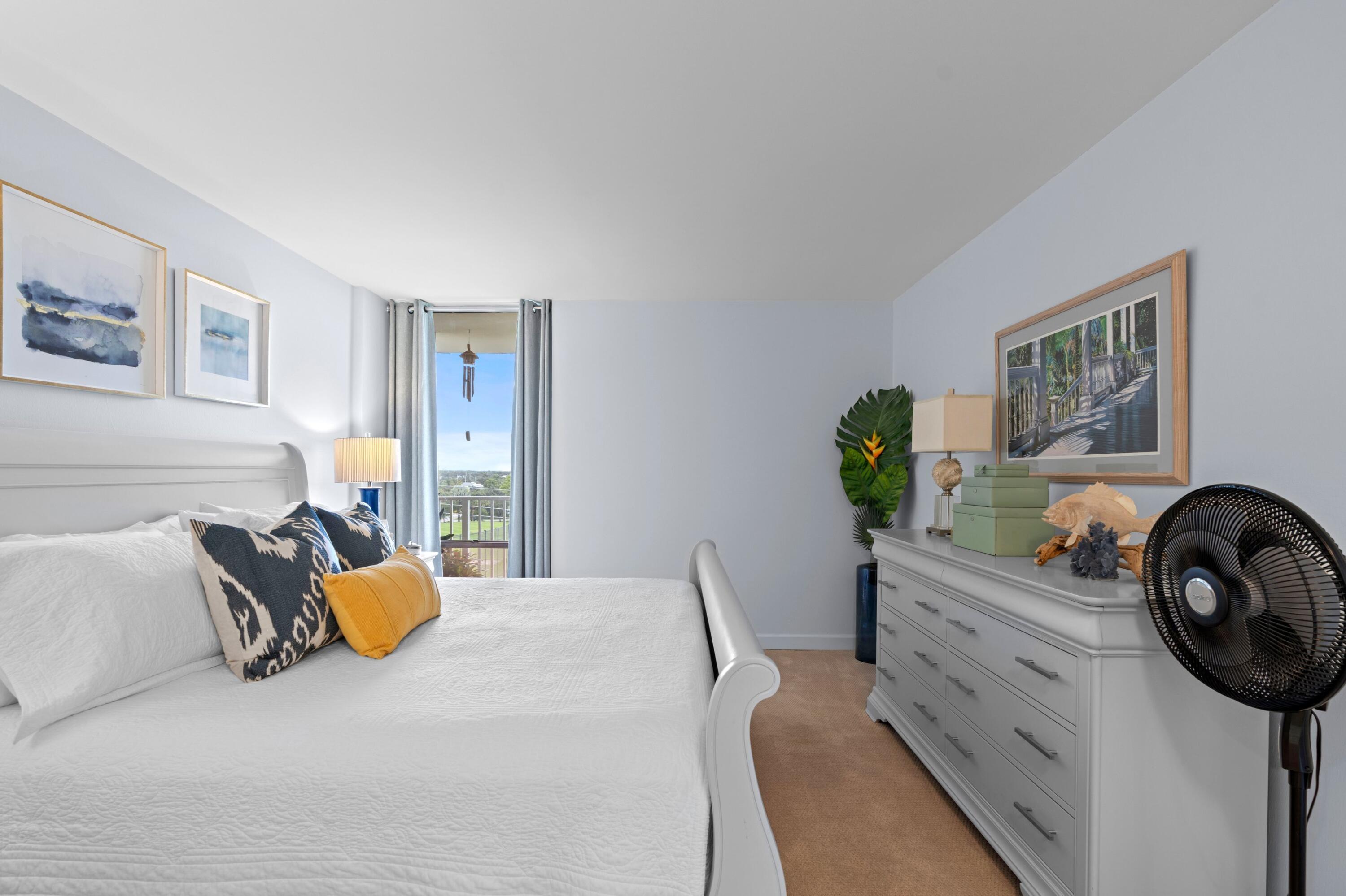 555 NW 4th Avenue Apt 501