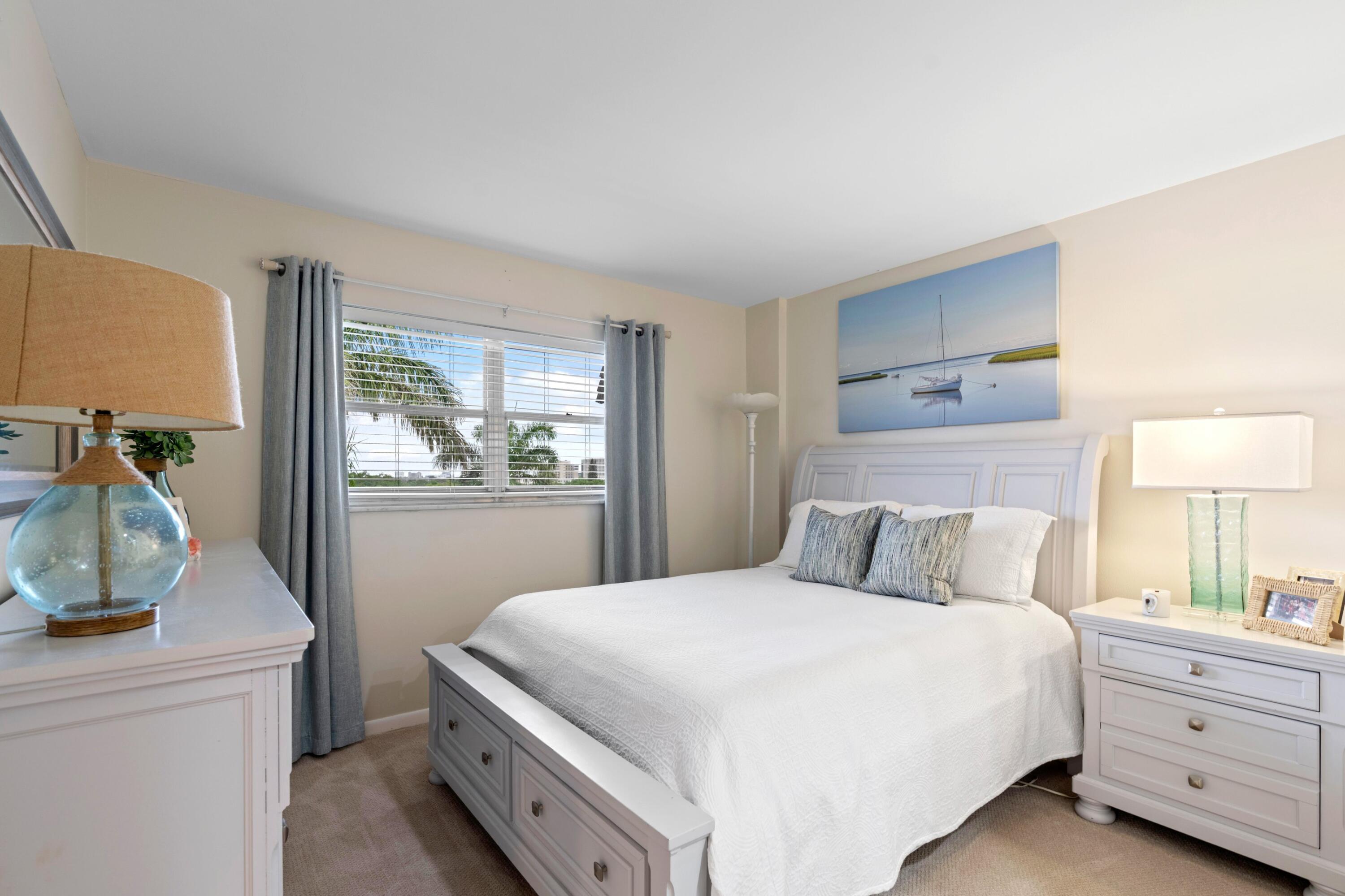 555 NW 4th Avenue Apt 501