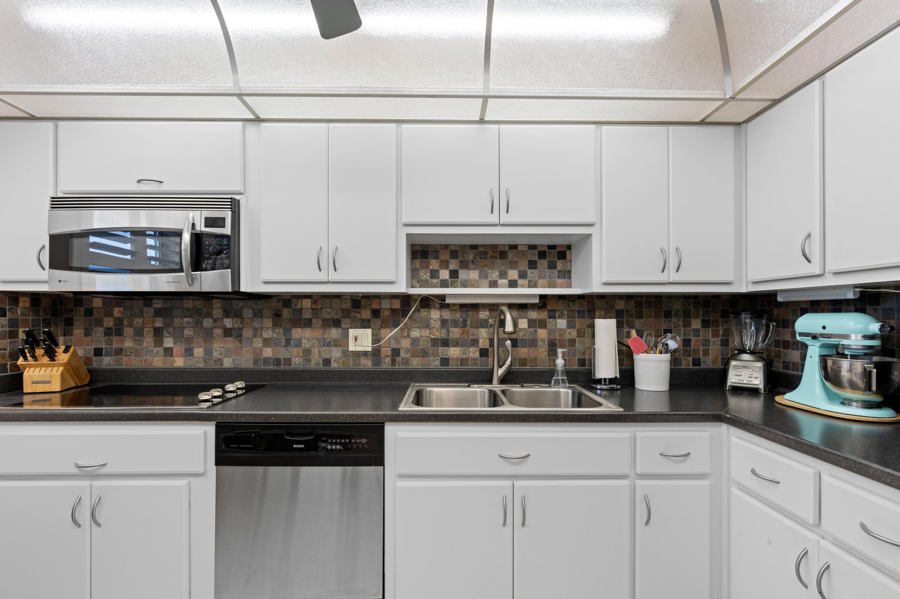 555 NW 4th Avenue Apt 501