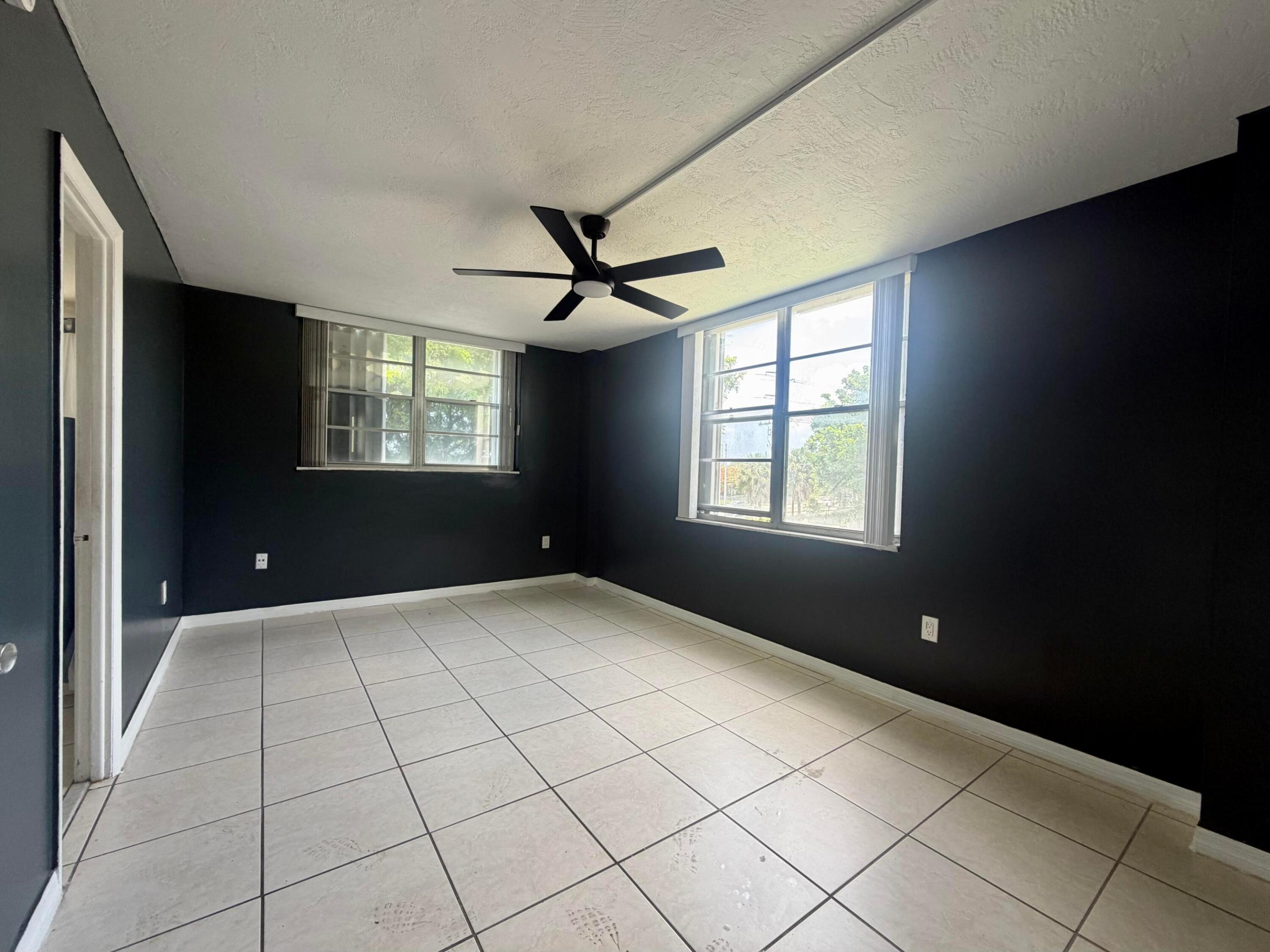 15600 NW 7th Avenue 303