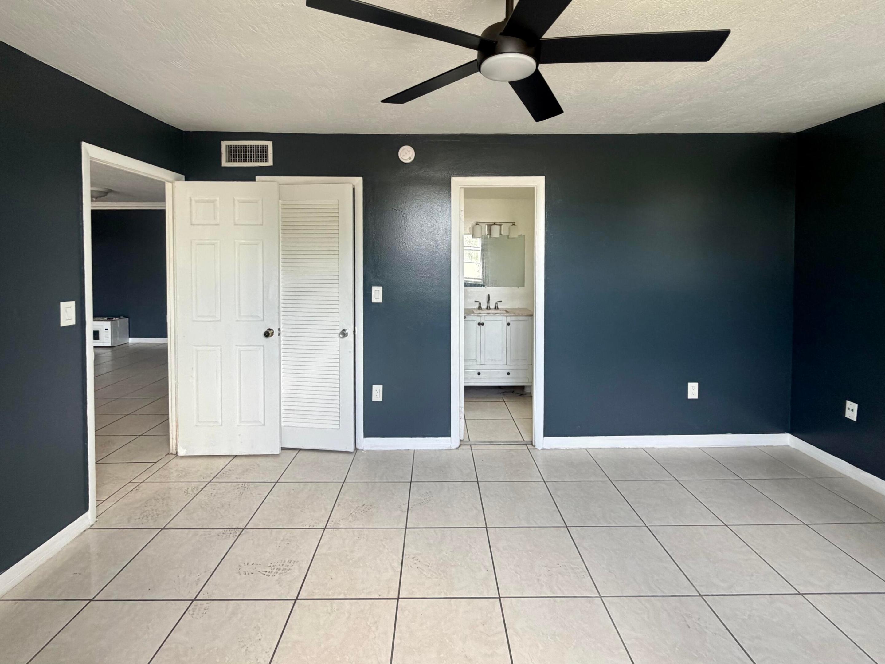 15600 NW 7th Avenue 303