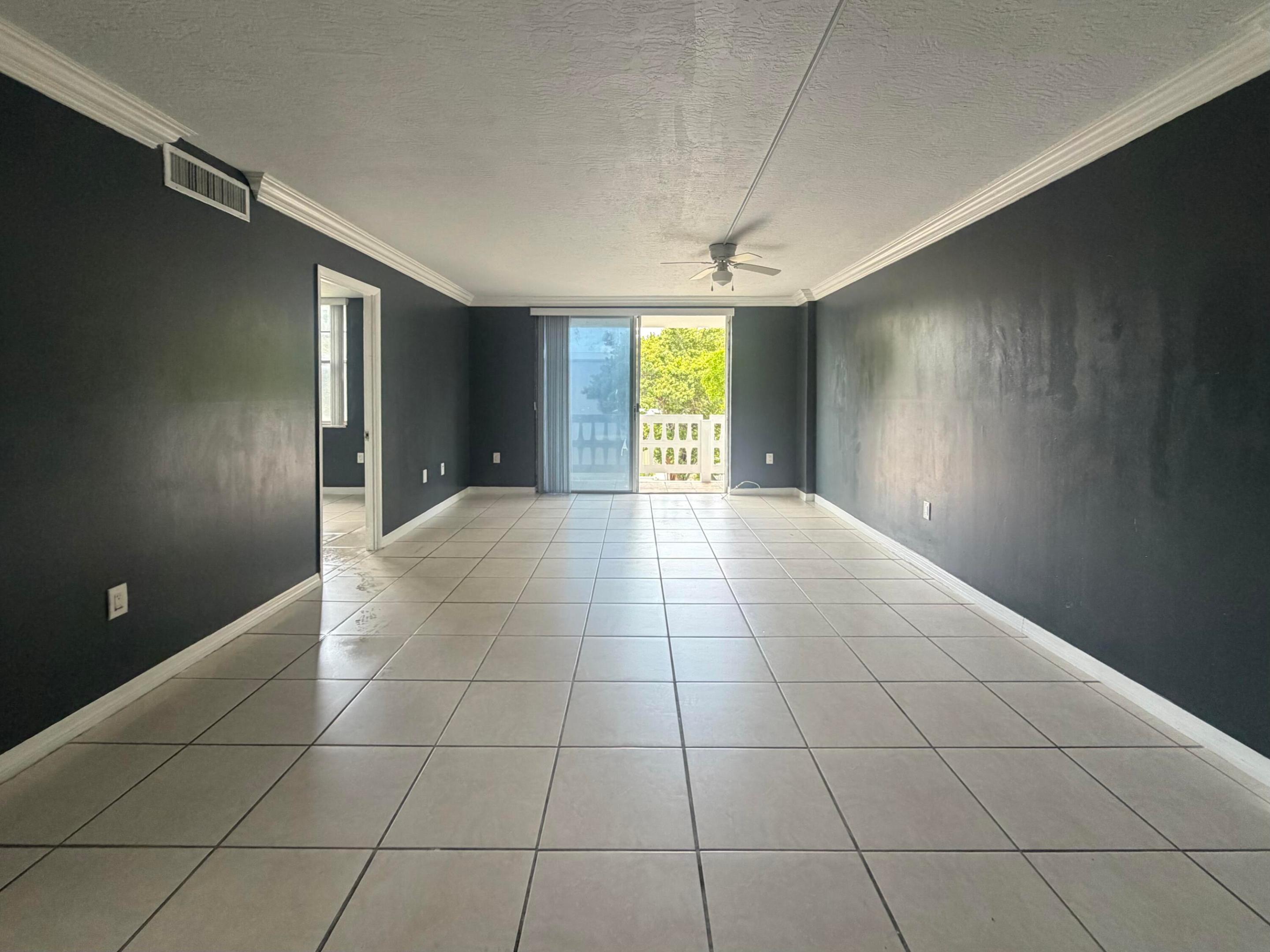 15600 NW 7th Avenue 303