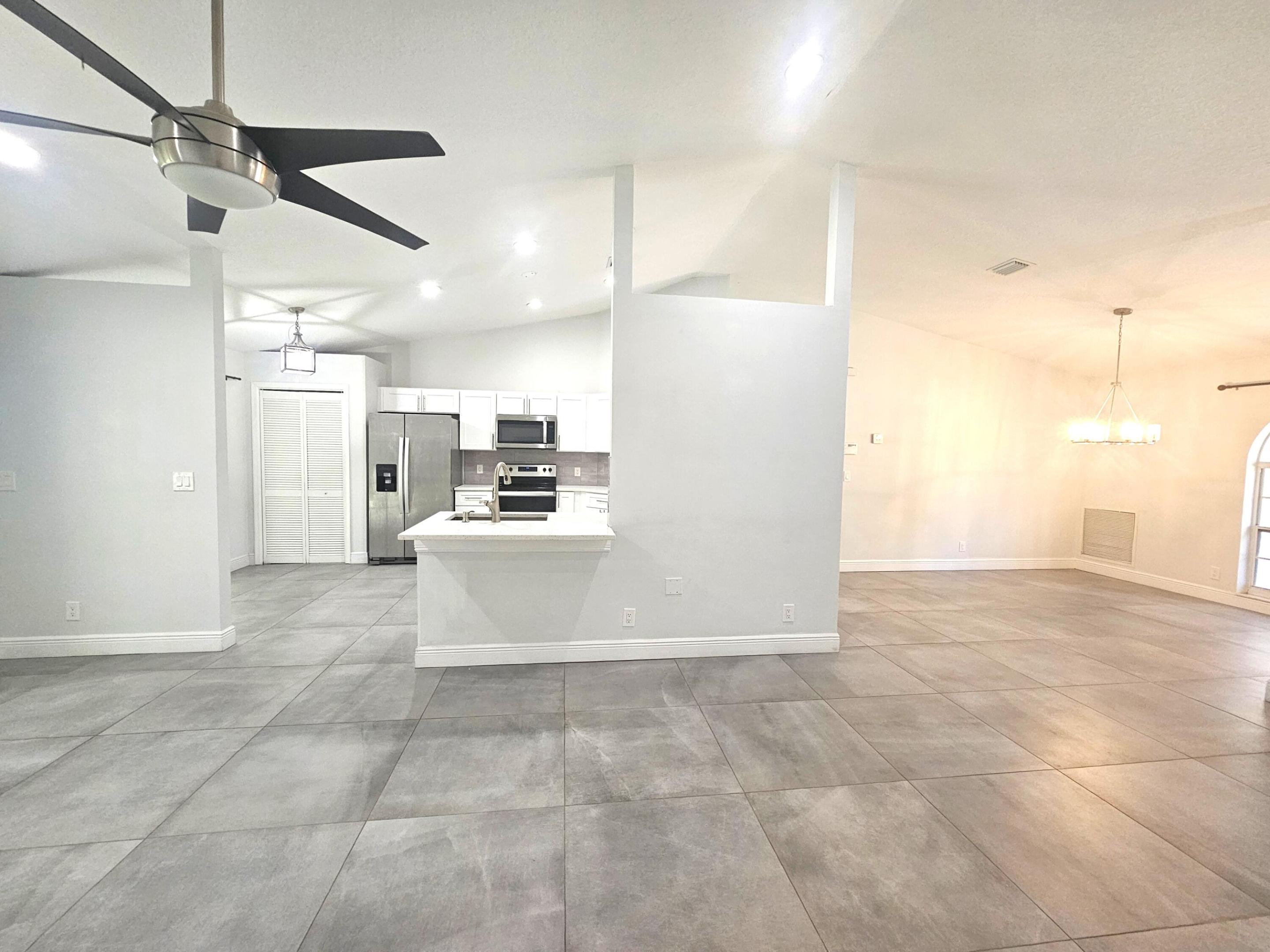 13588 74TH Street N