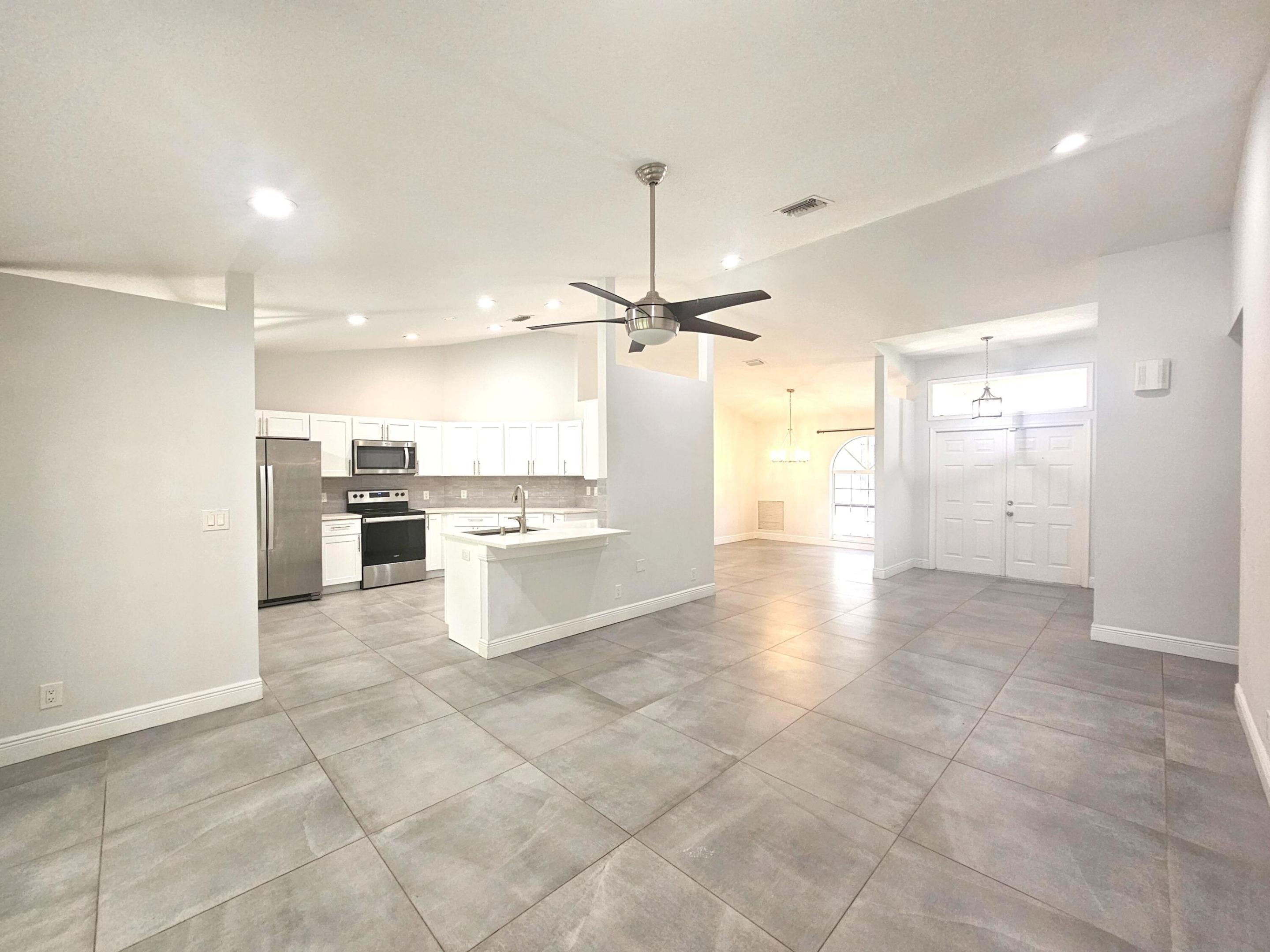 13588 74TH Street N