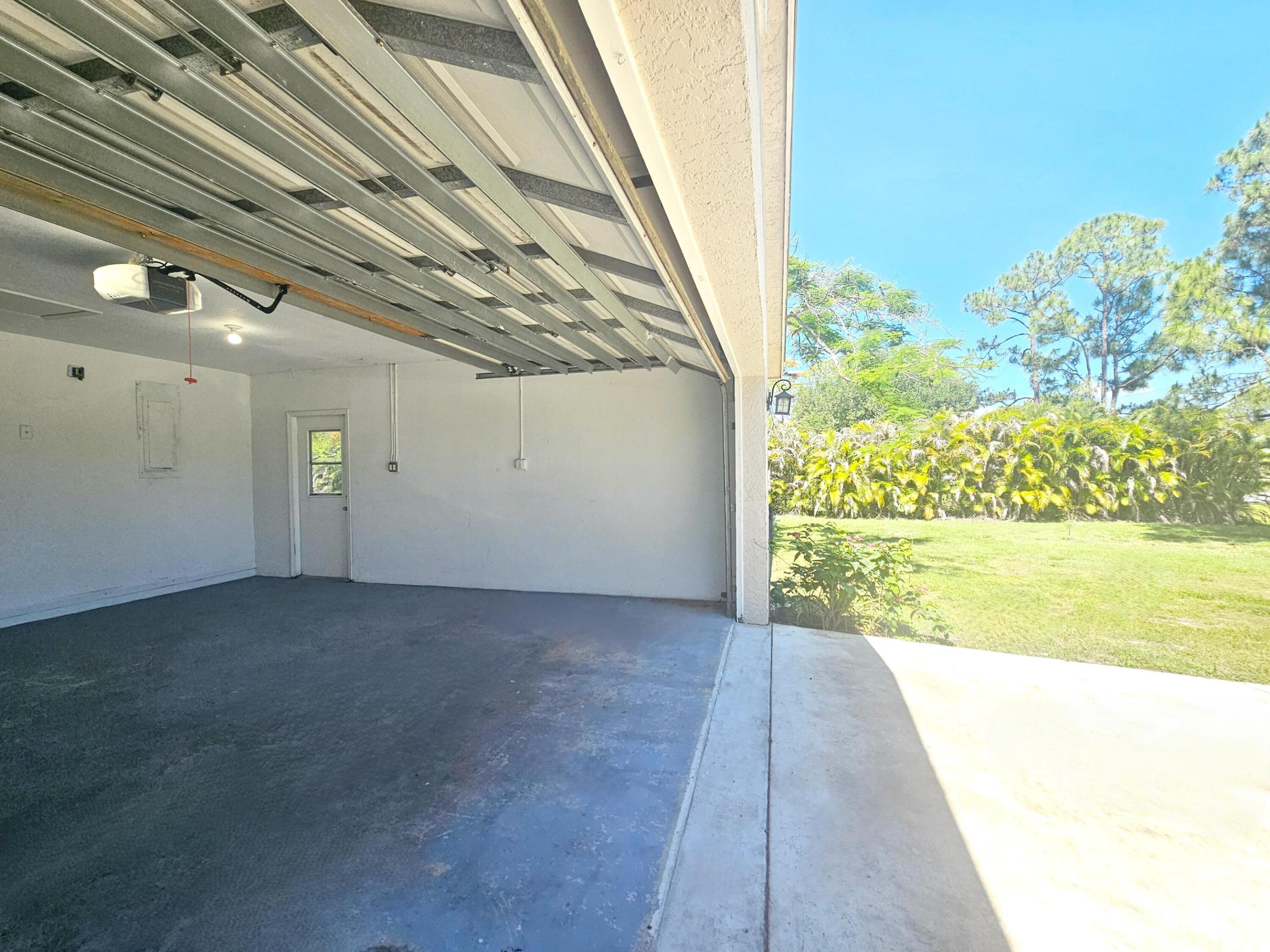13588 74TH Street N