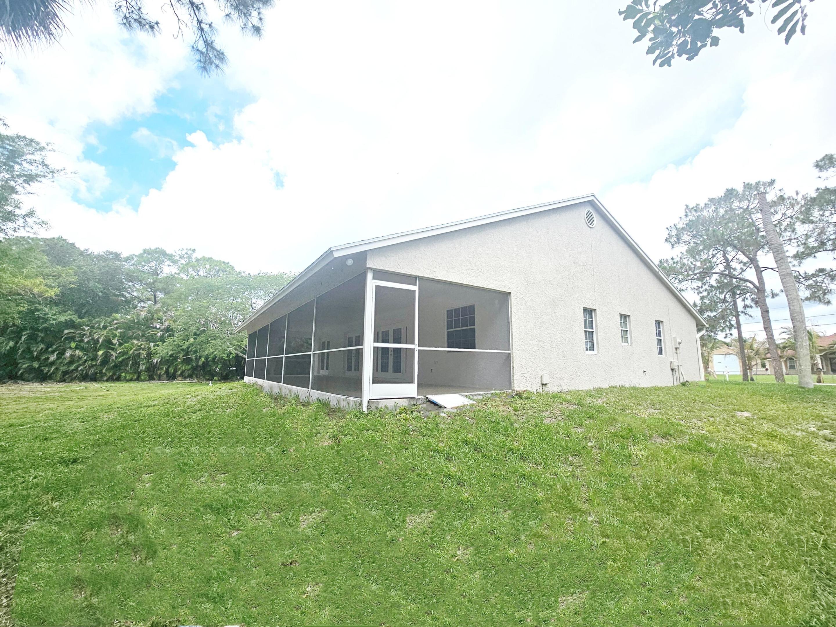 13588 74TH Street N