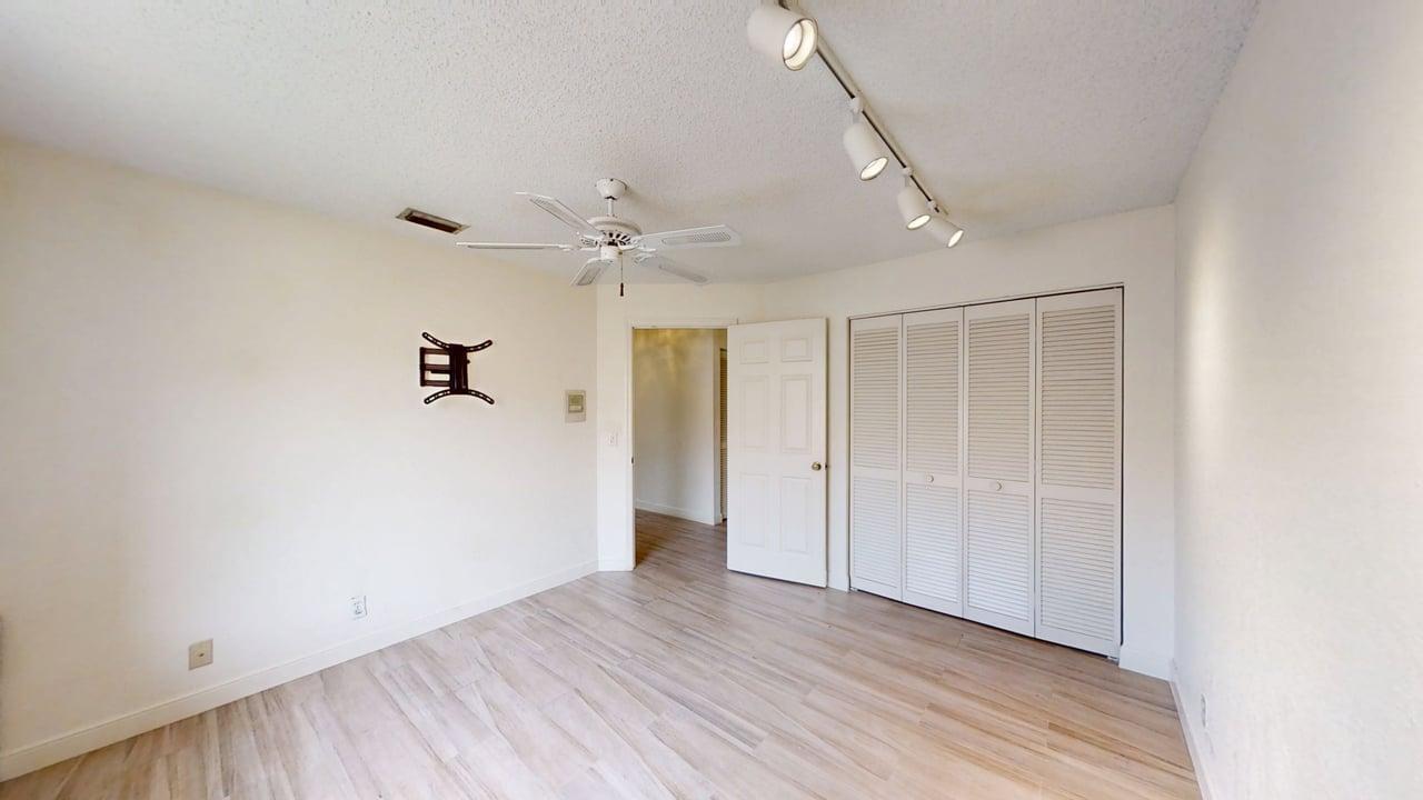 23330 La Vida Way
