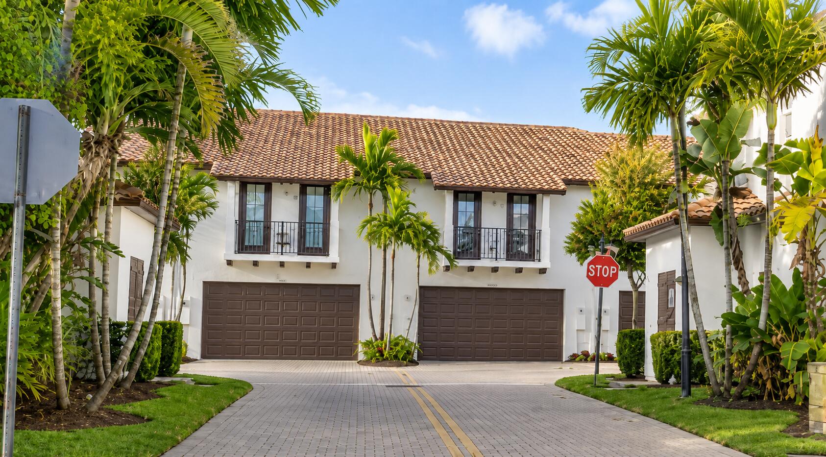 4778 MONARCH Way