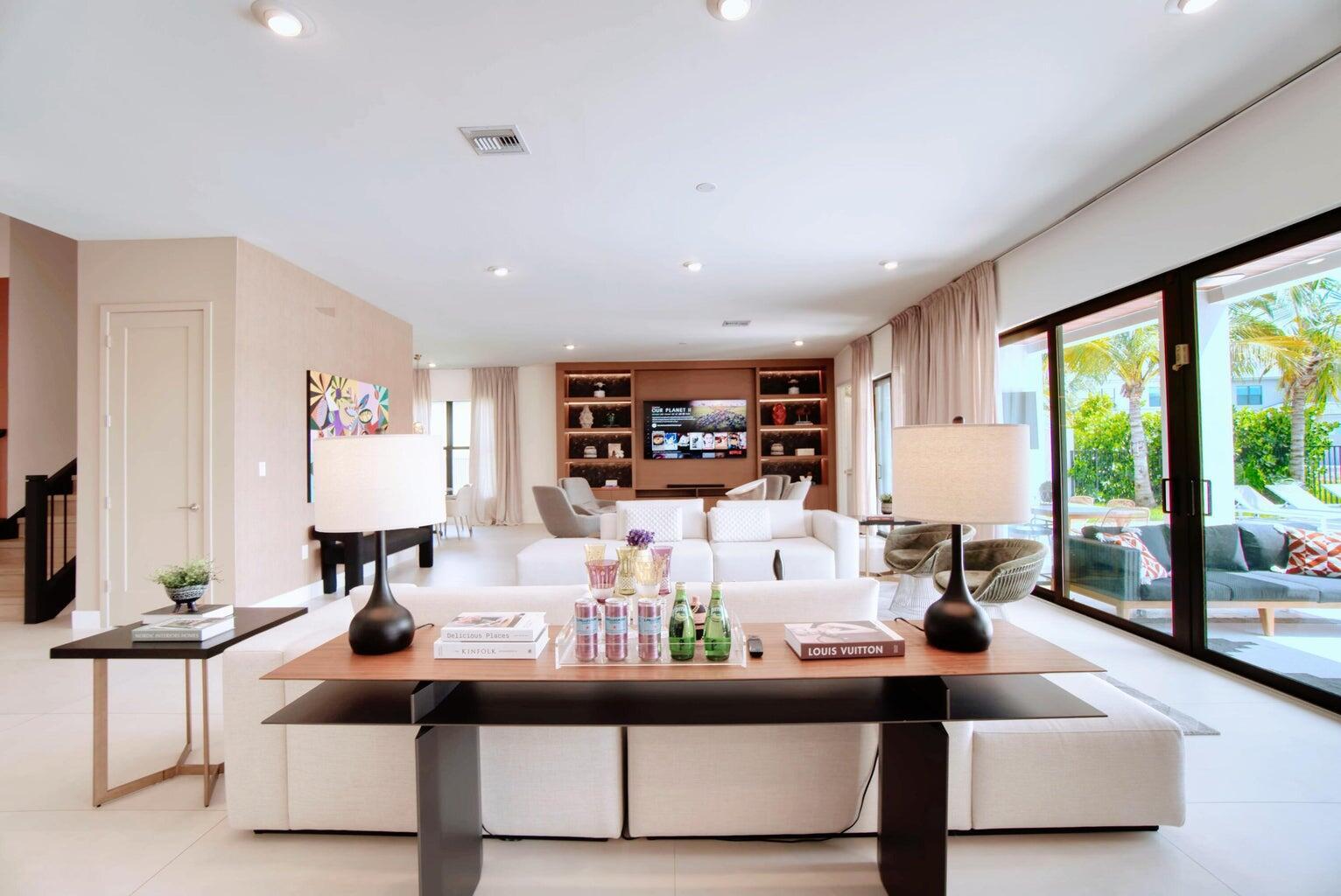17046 Wandering Wave Avenue