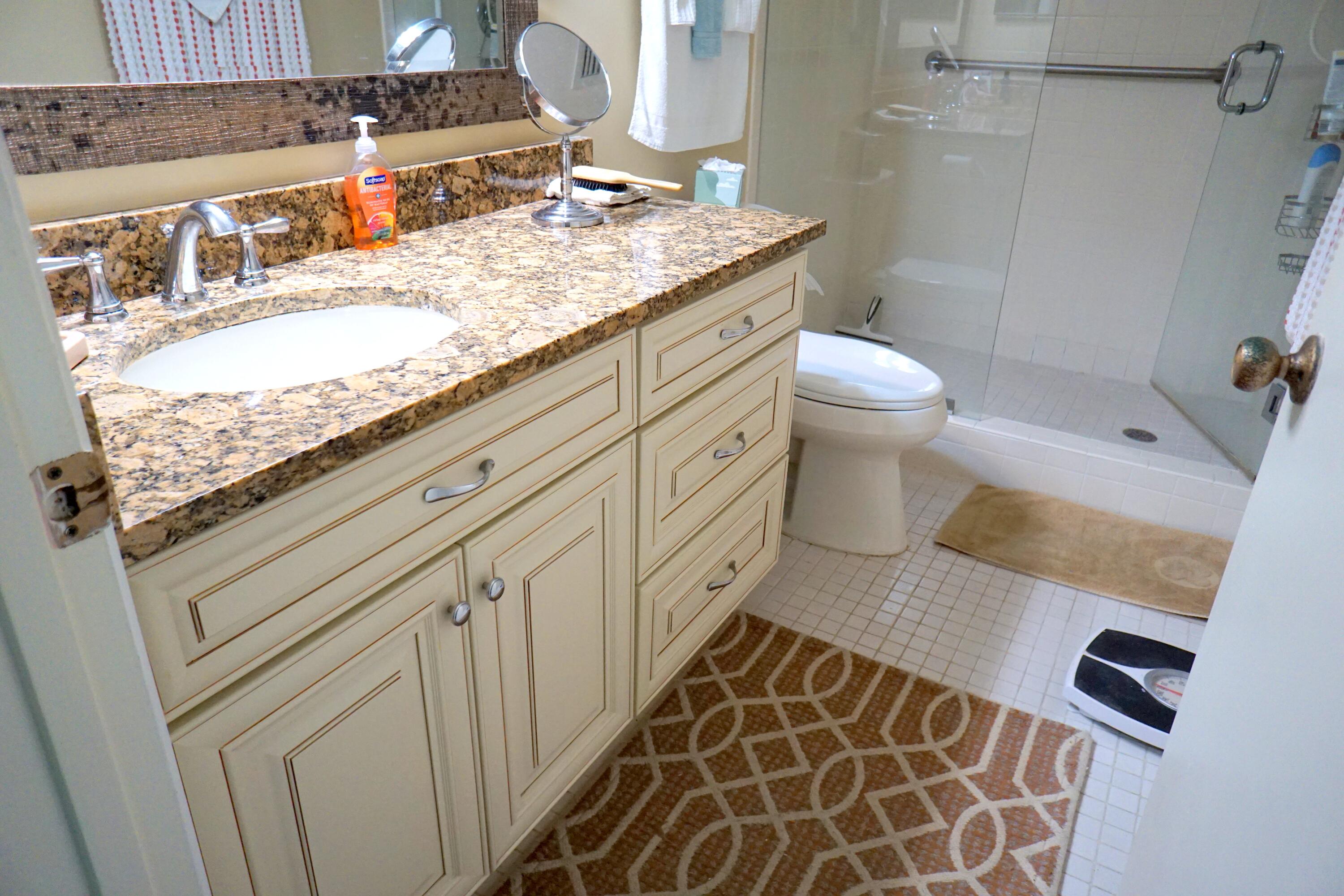7286 HUNTINGTON Lane 306