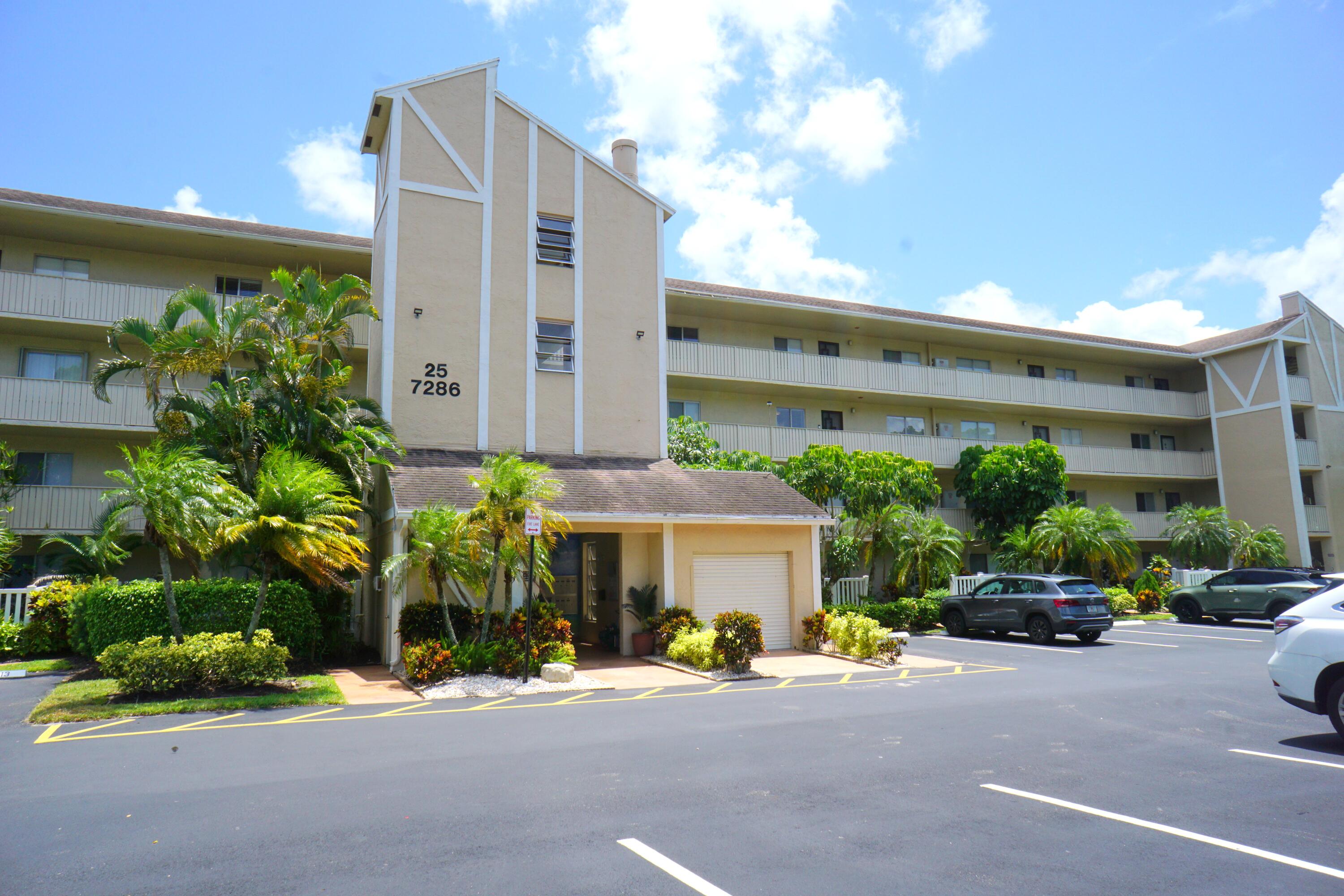 7286 HUNTINGTON Lane 306
