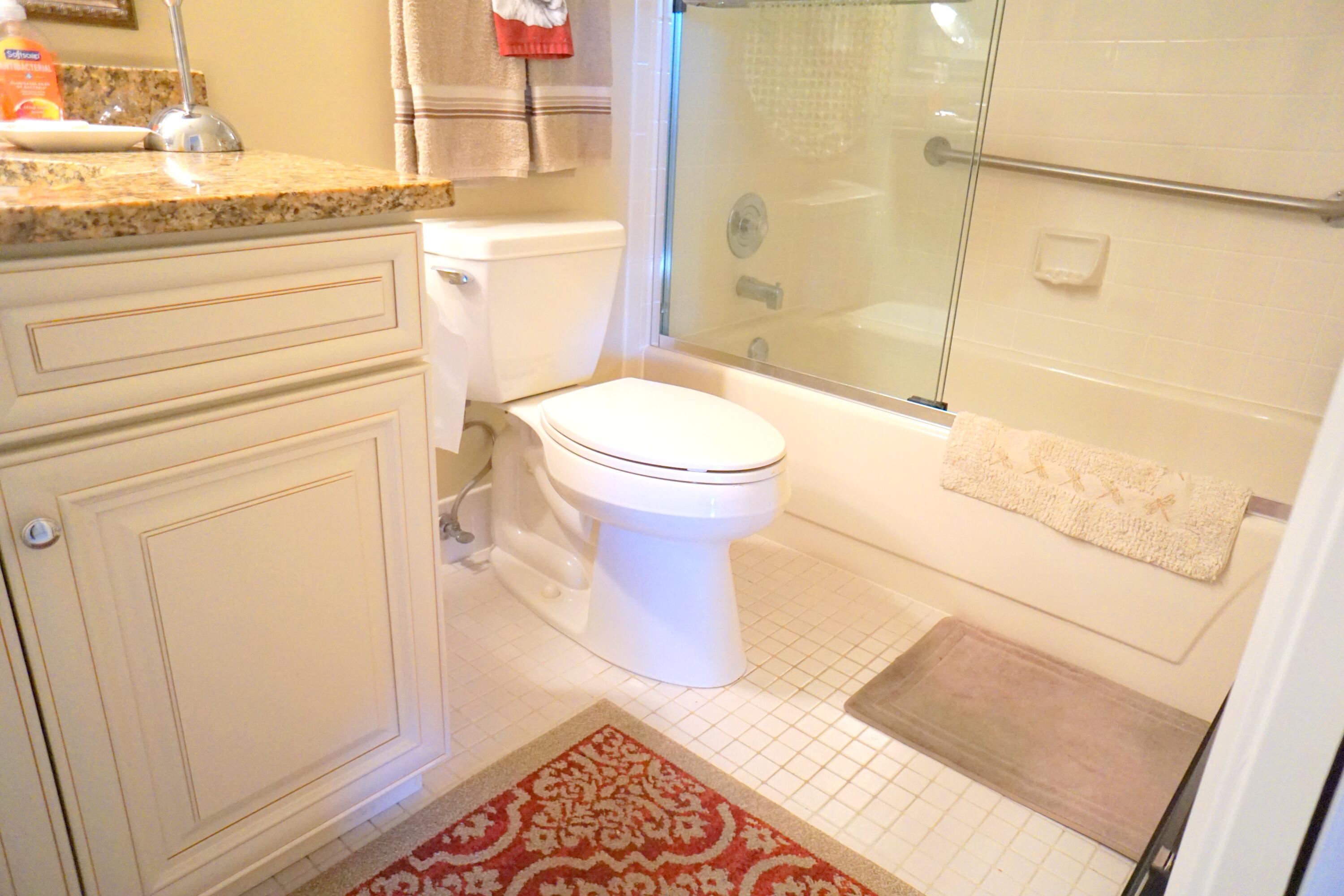 7286 HUNTINGTON Lane 306