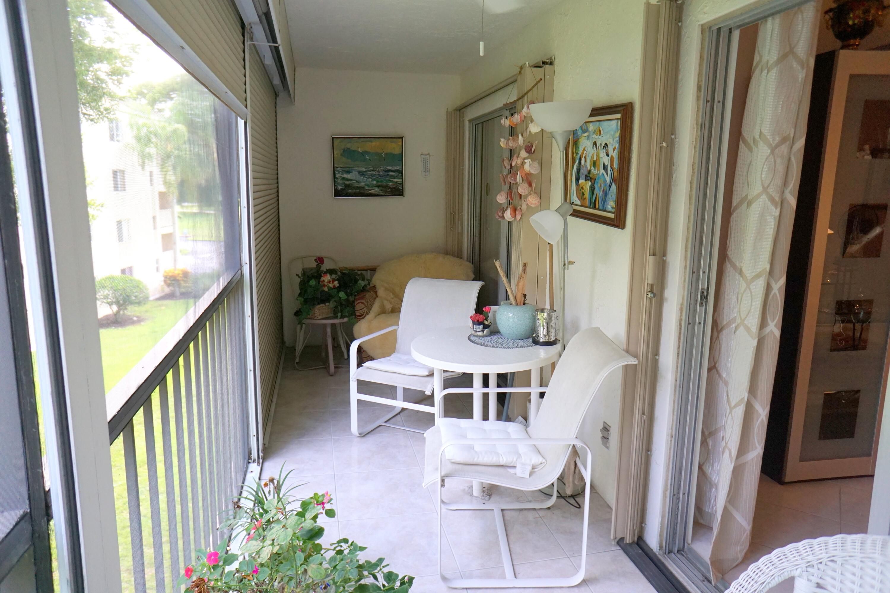 7286 HUNTINGTON Lane 306