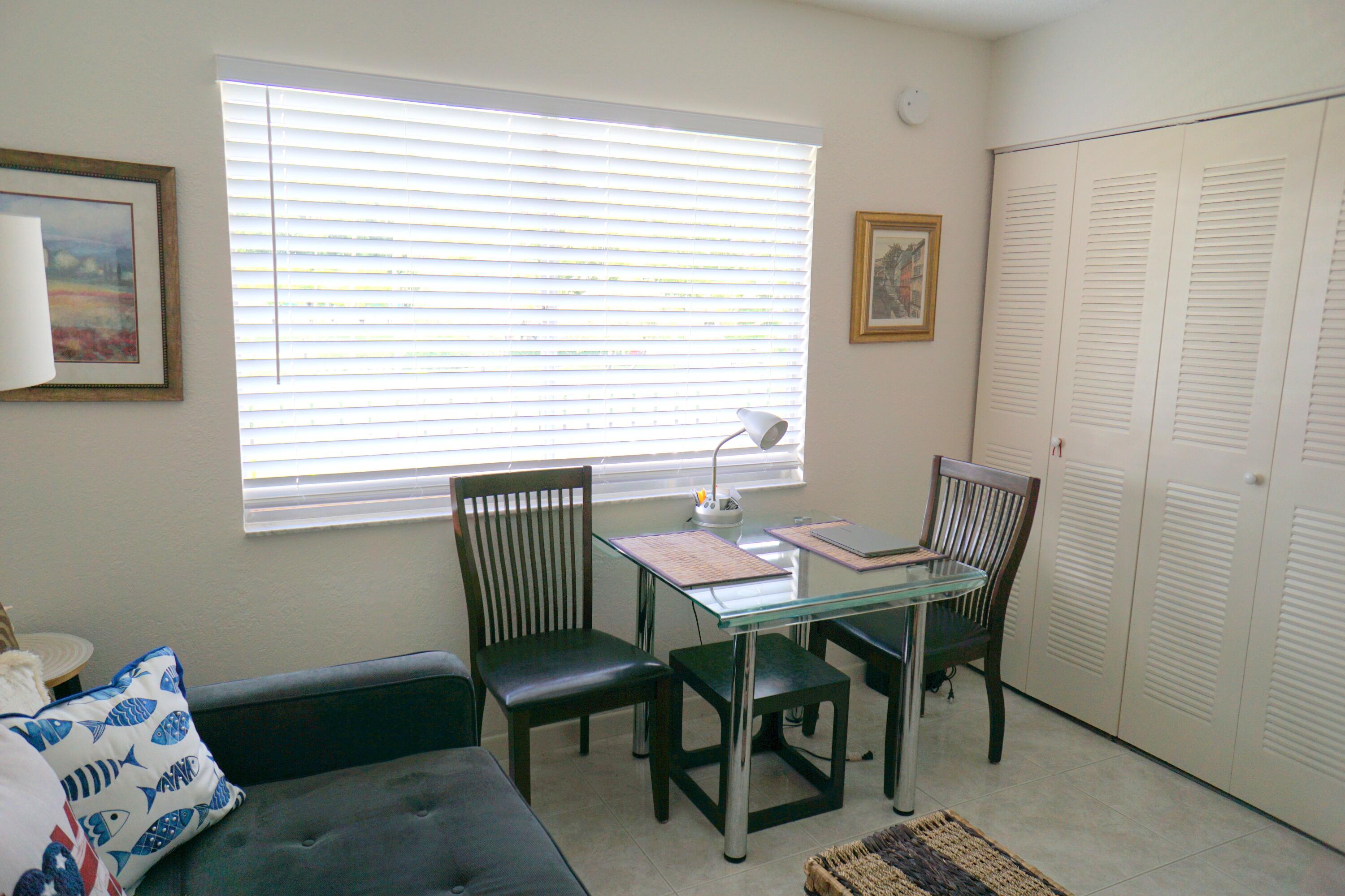 7286 HUNTINGTON Lane 306