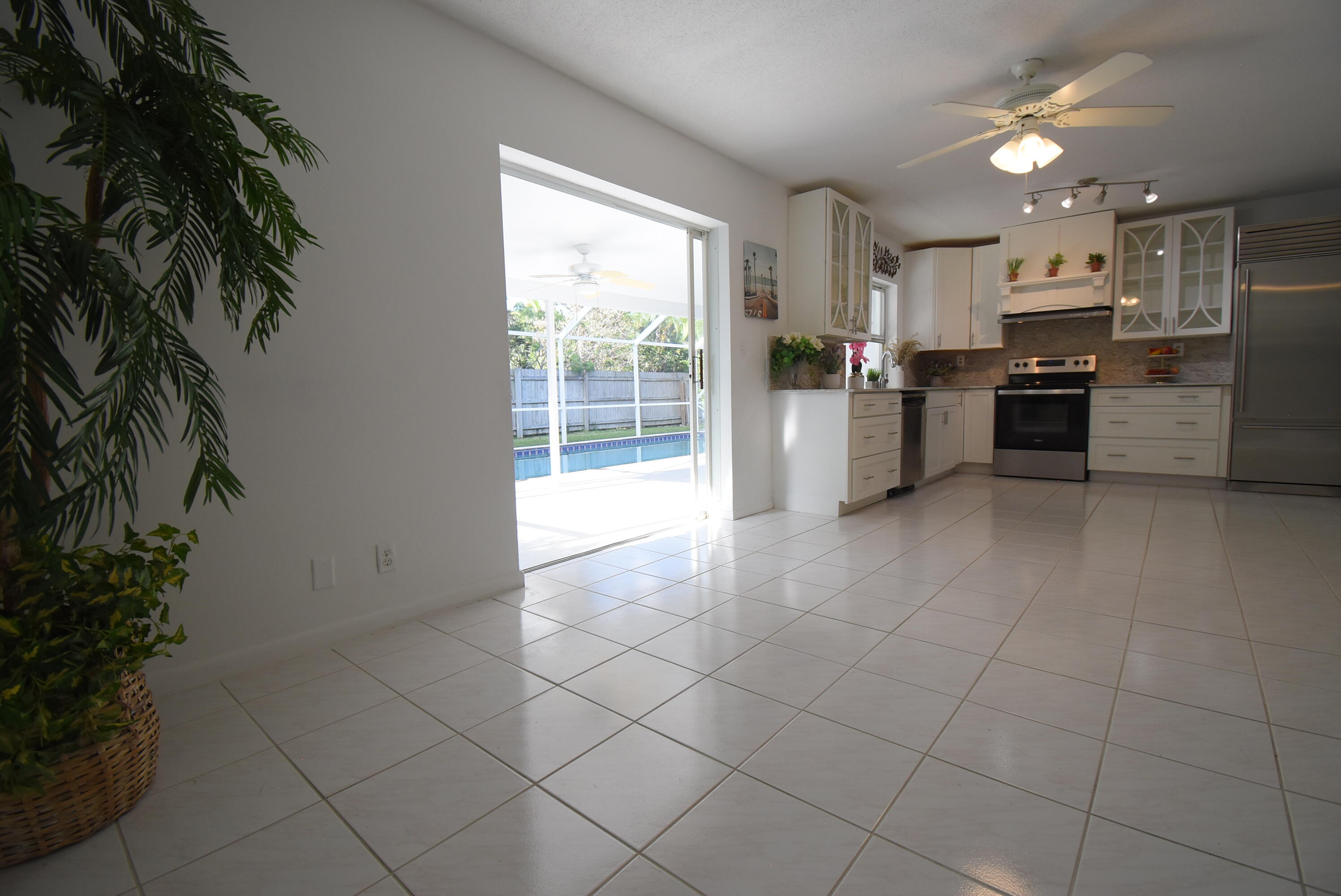 701 NW 6TH Drive