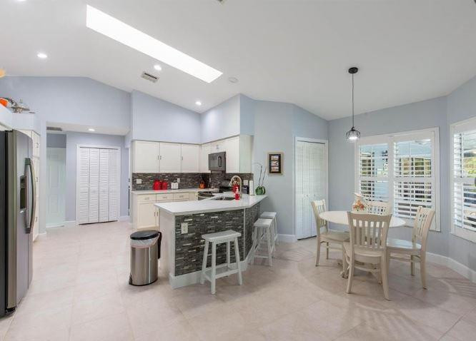 1349 BRAMPTON Cove
