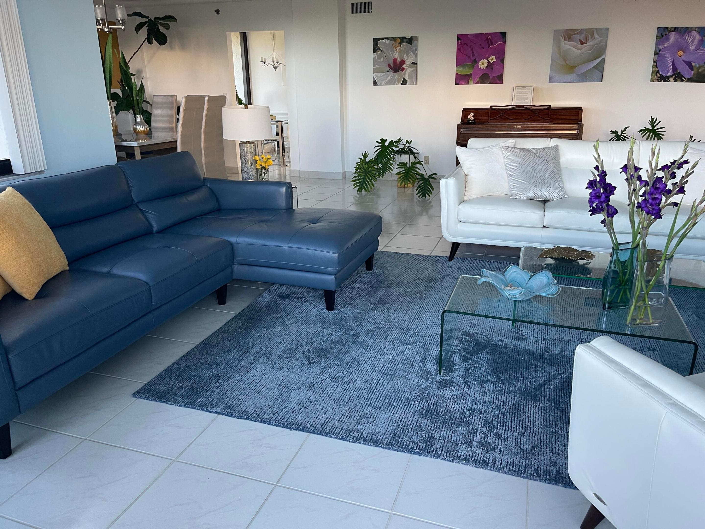 2001 N OCEAN Boulevard 301