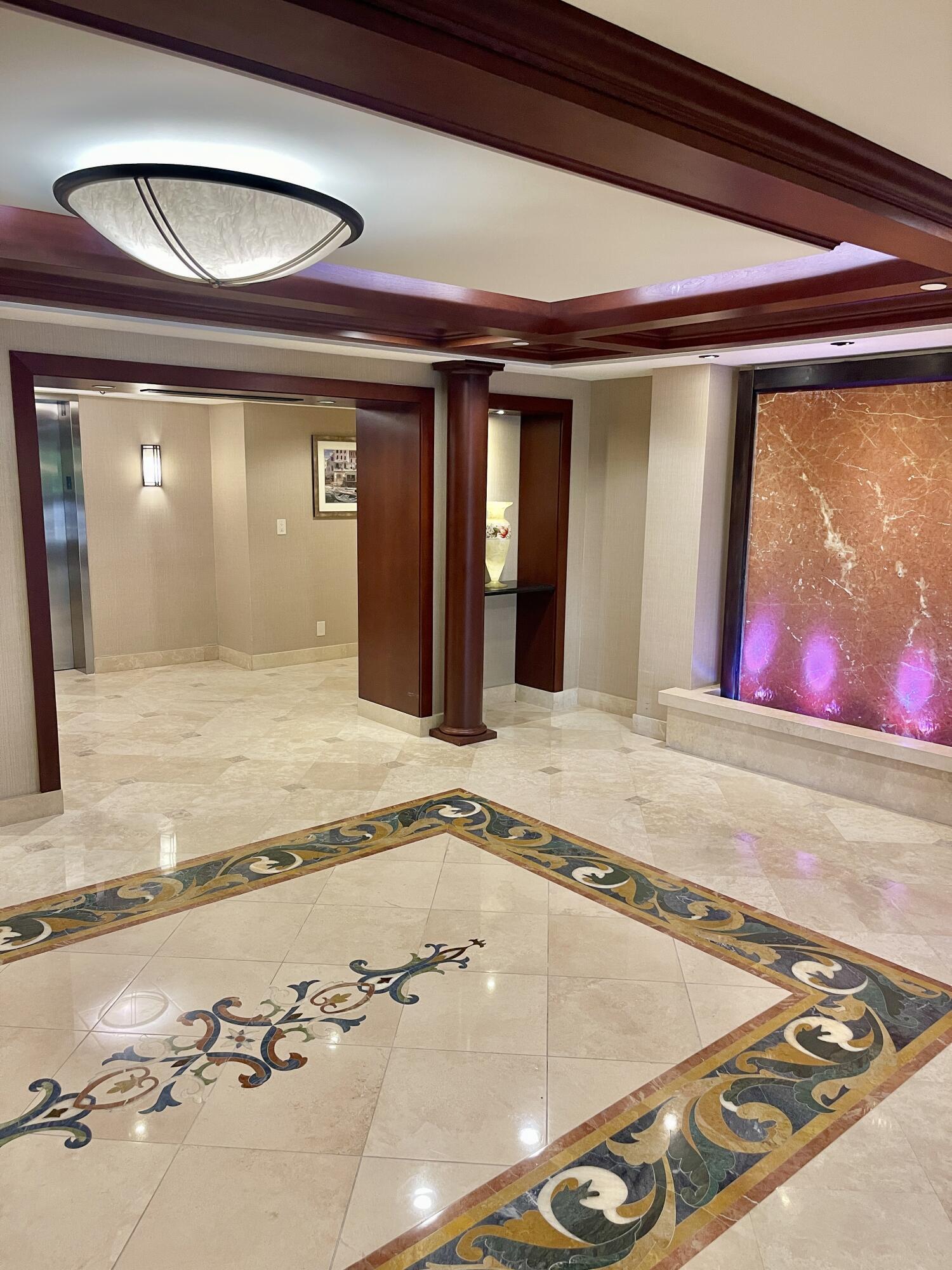 2001 N OCEAN Boulevard 301