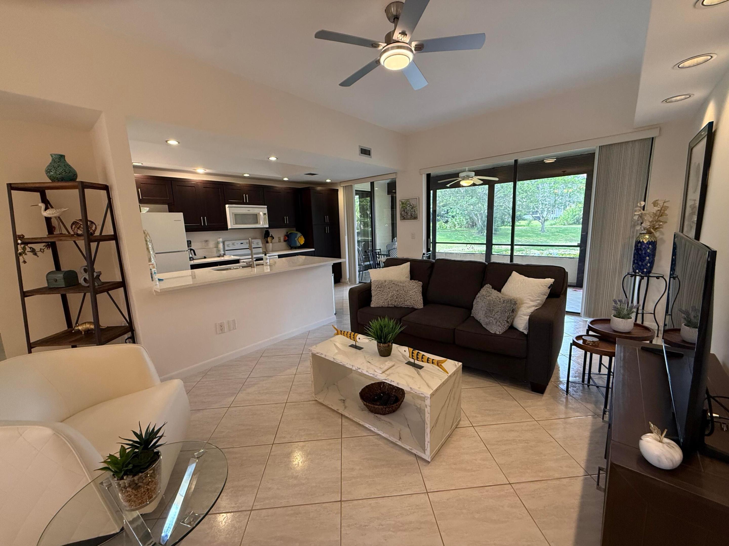 7472 LA PAZ Boulevard 102