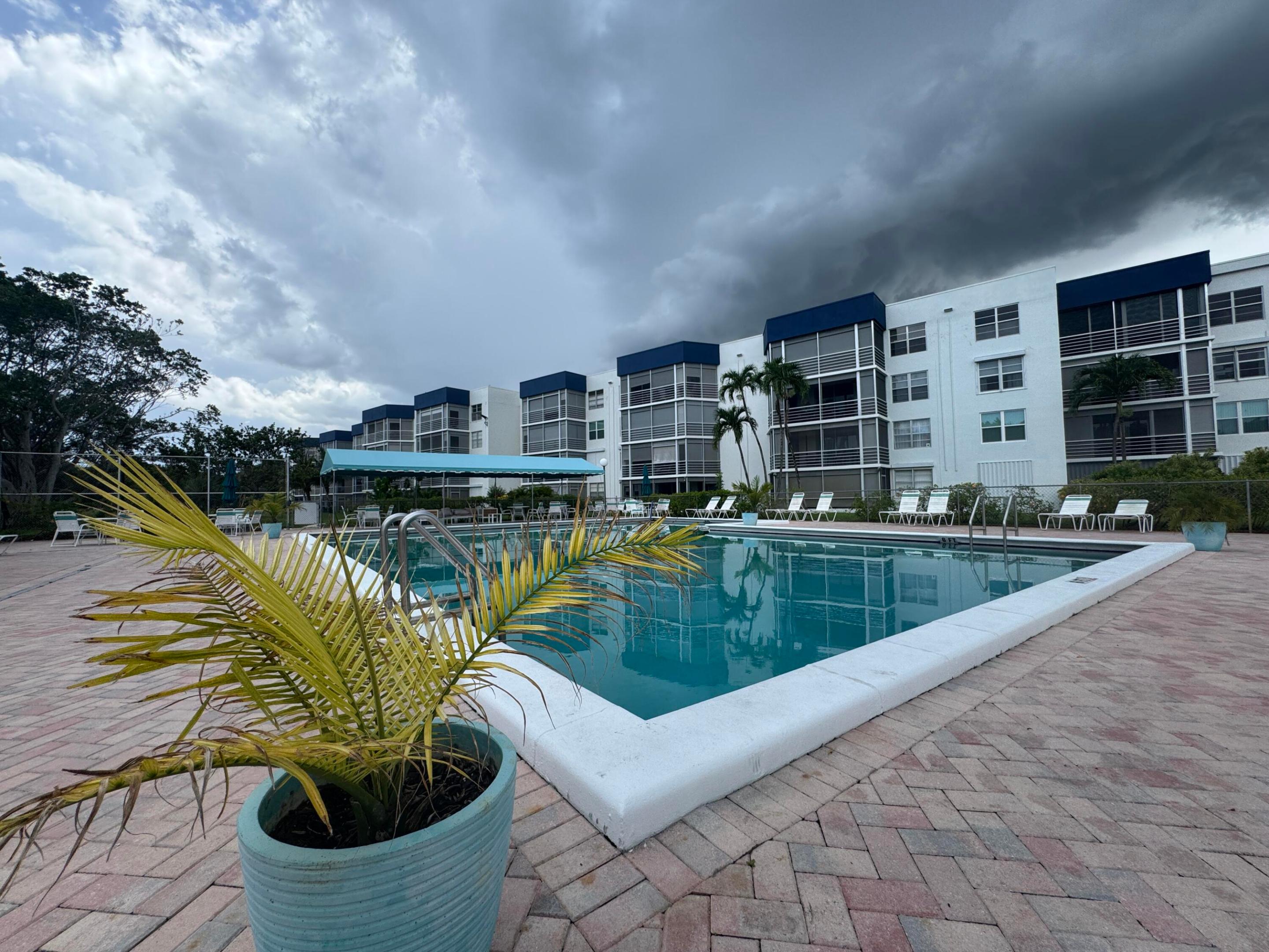 6000 NW 2ND Avenue 238