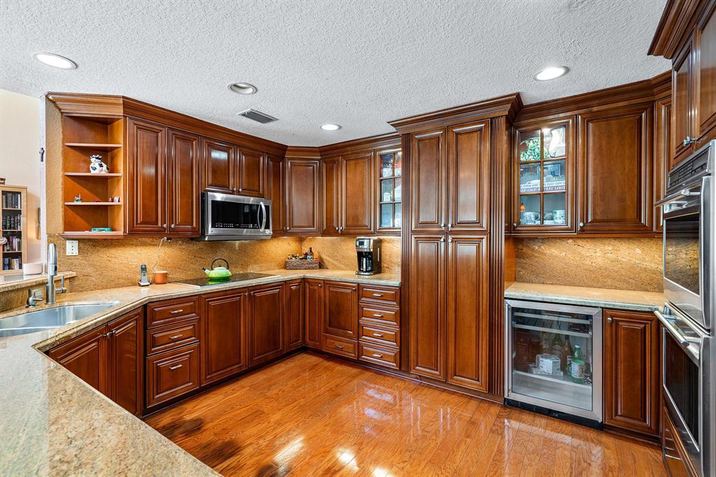 10627 WHEELHOUSE Circle