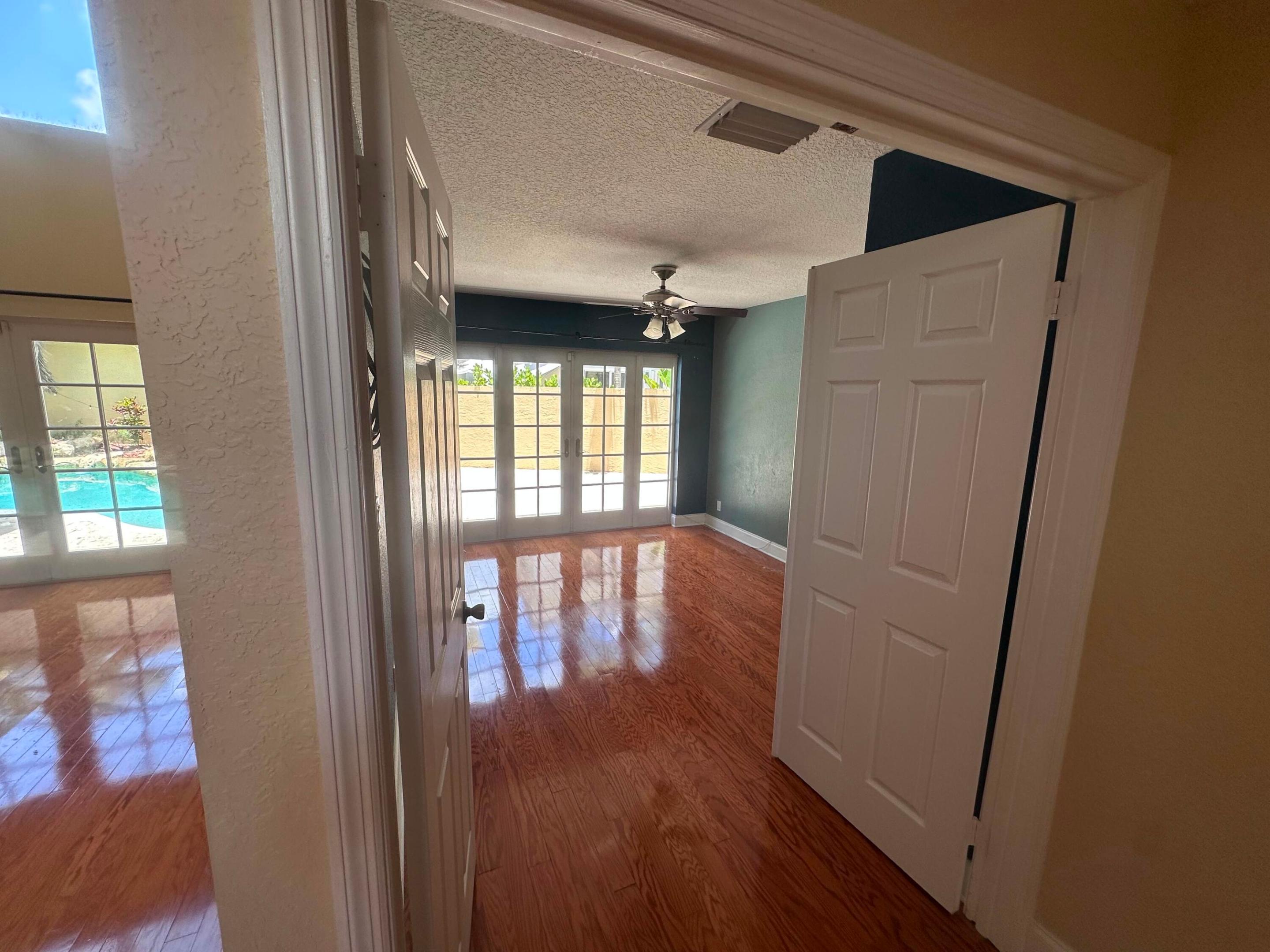 10627 WHEELHOUSE Circle
