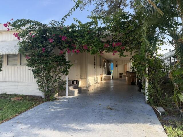 1817 DOLPHIN Place
