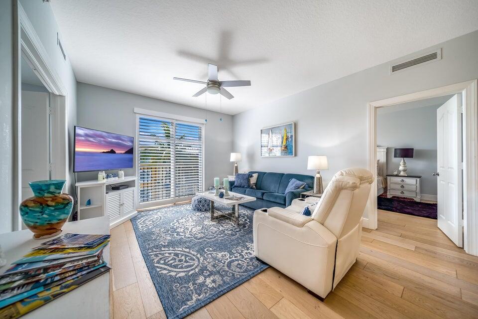 250 NE 3rd Avenue 1502