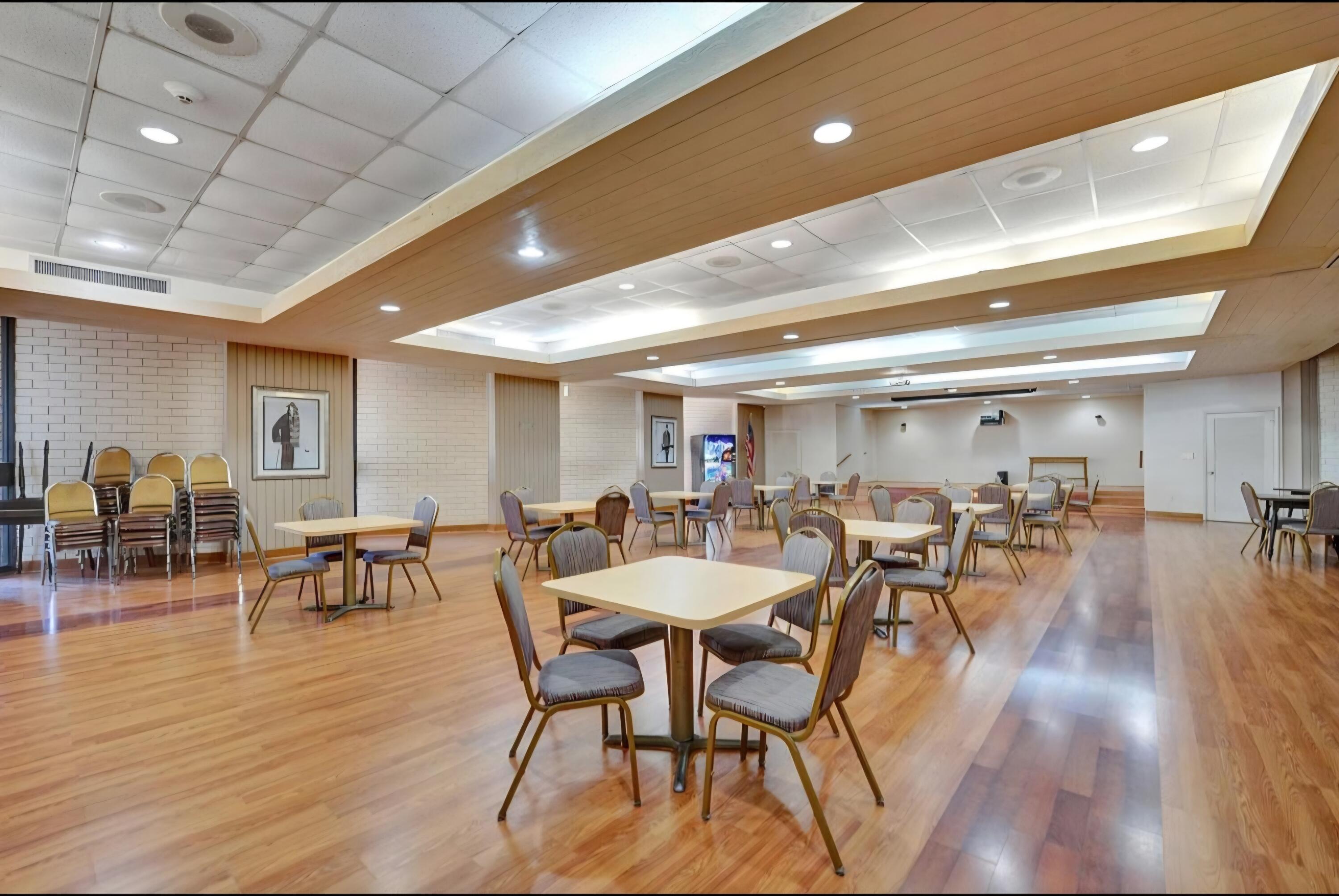 2800 N 46TH Avenue A404