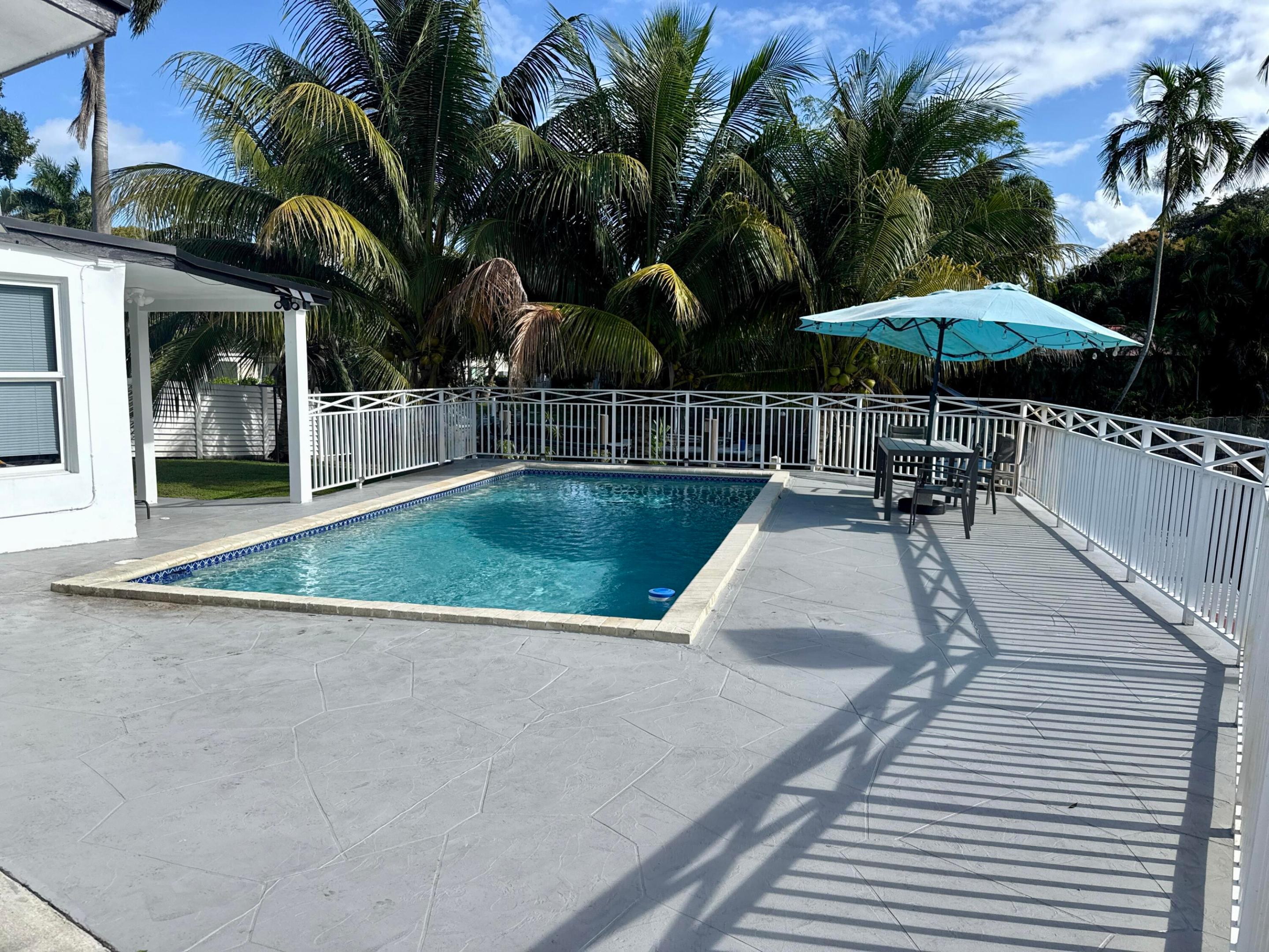 4540 SW 28TH Terrace