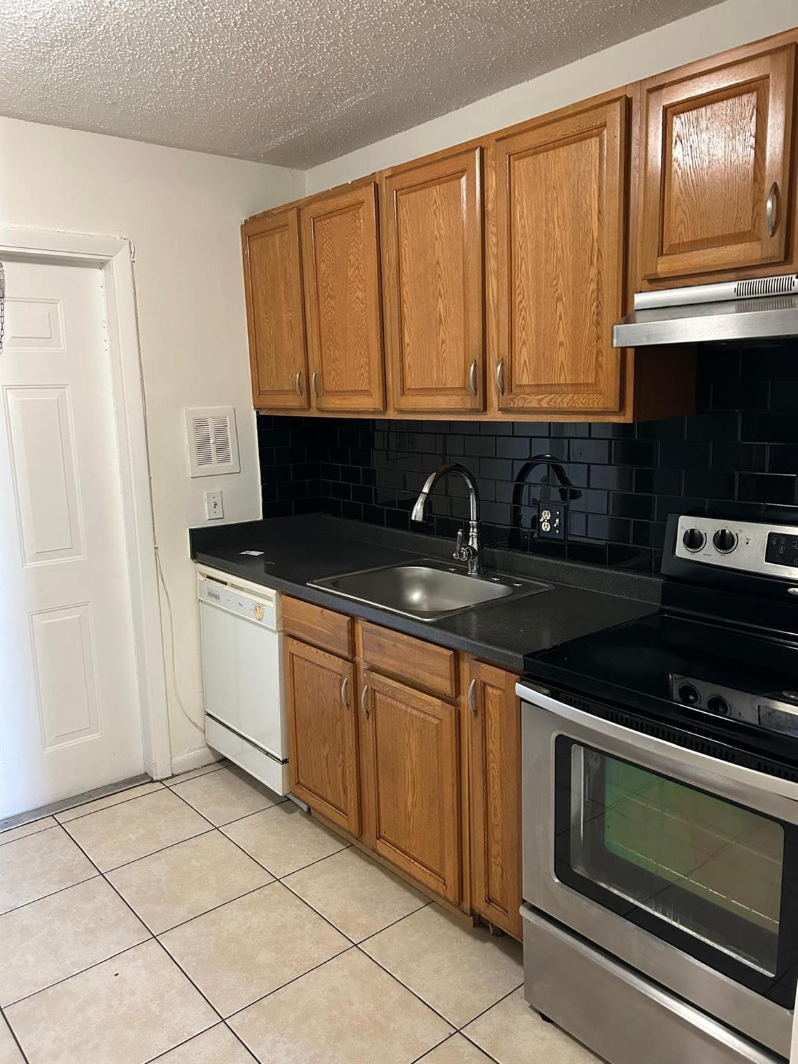 850 E COMMERCIAL Boulevard 210A