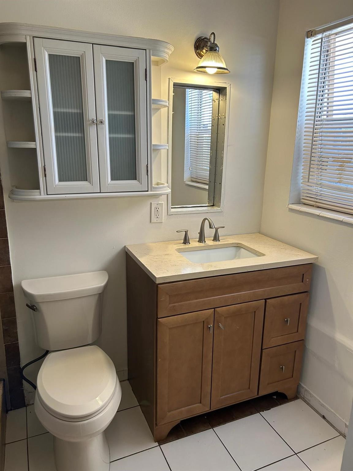 850 E COMMERCIAL Boulevard 210A