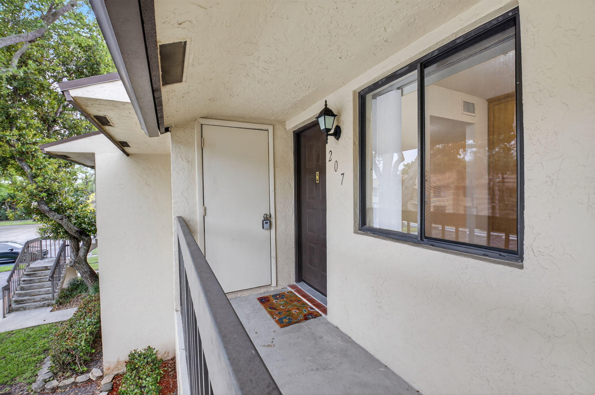 21943 REMSEN Terrace 207