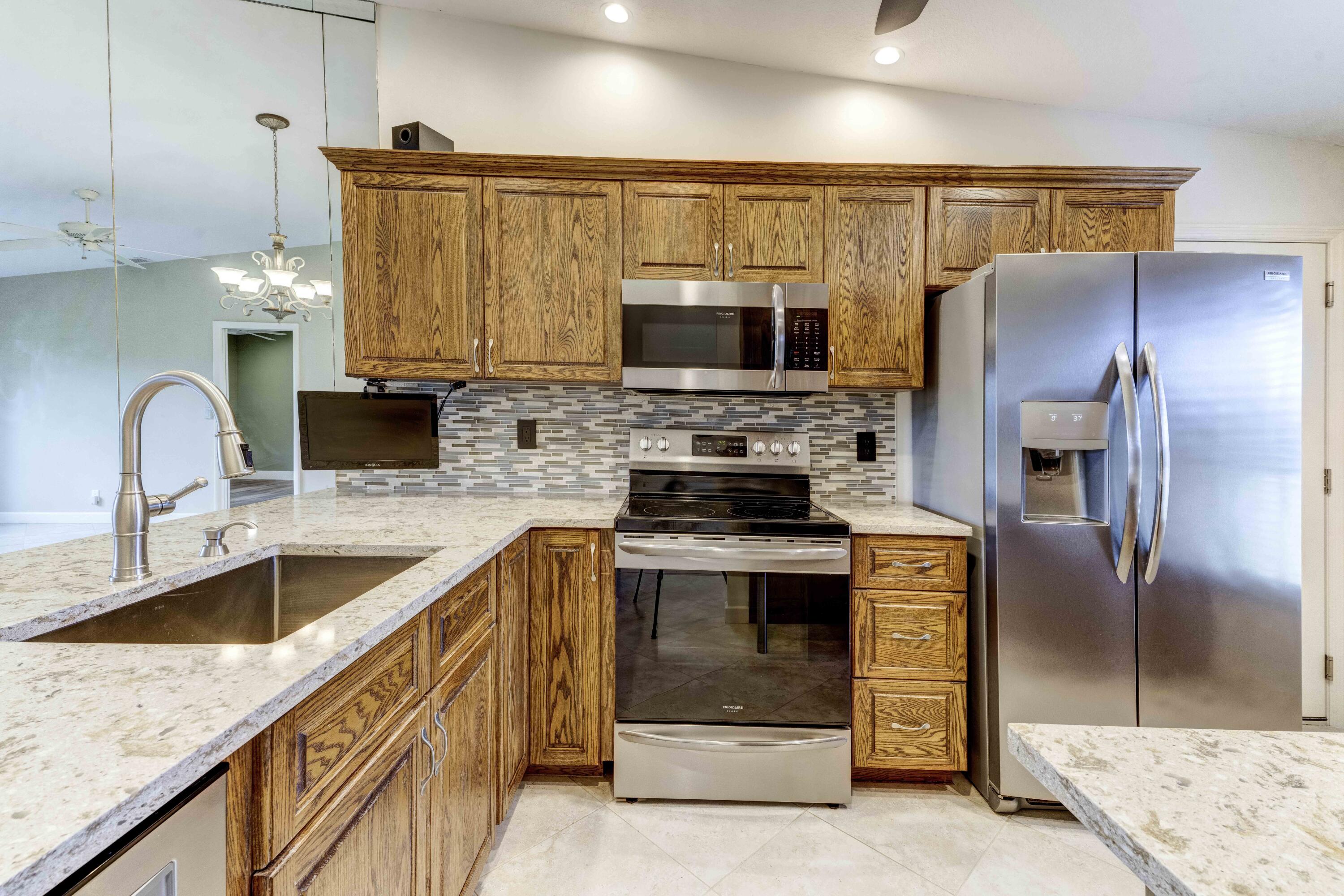 5263 COPPERLEAF Circle