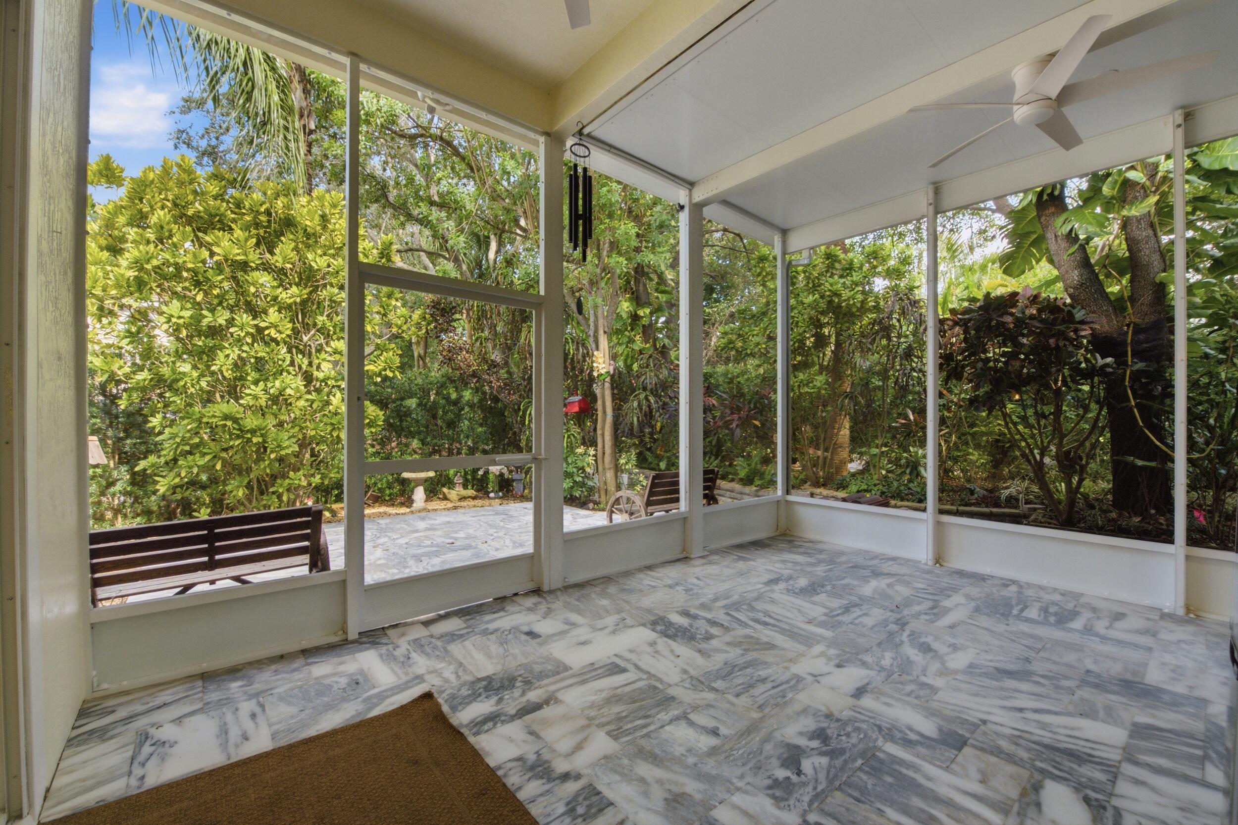 8552 VIA GIARDINO