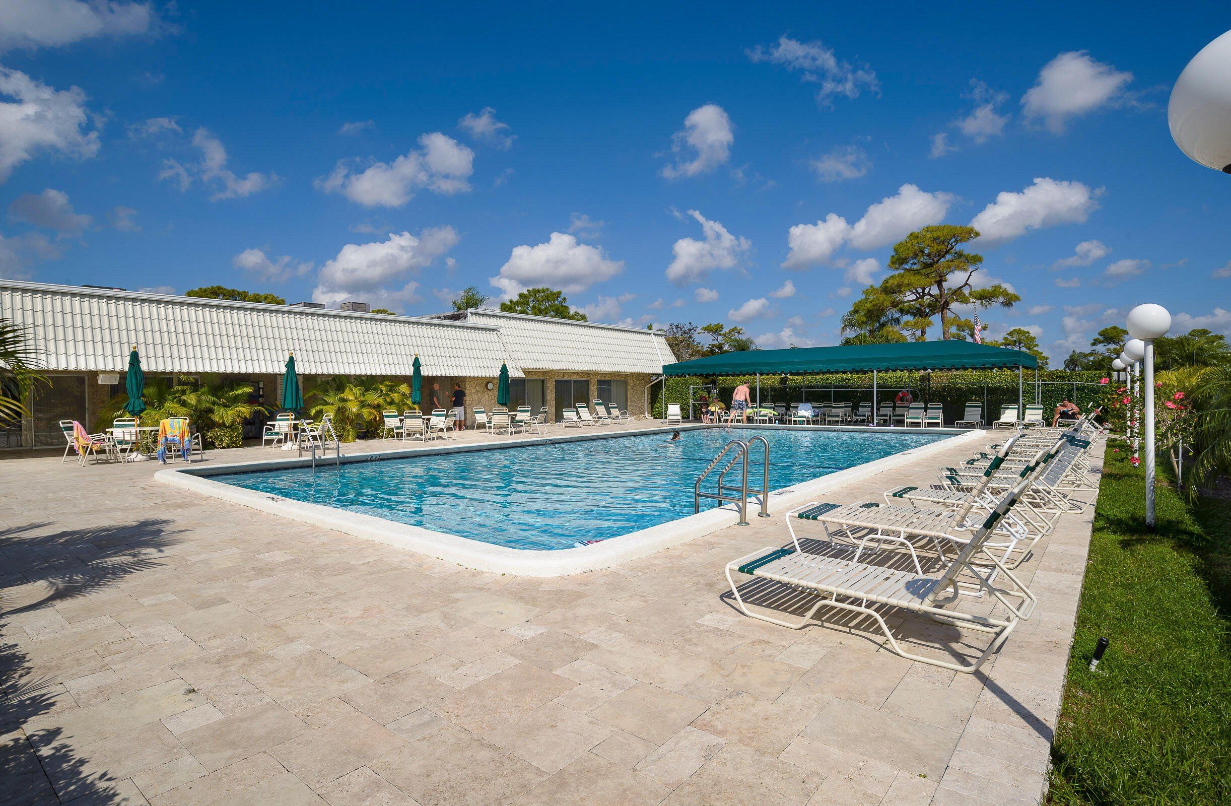 2830 SW 13th Street 101