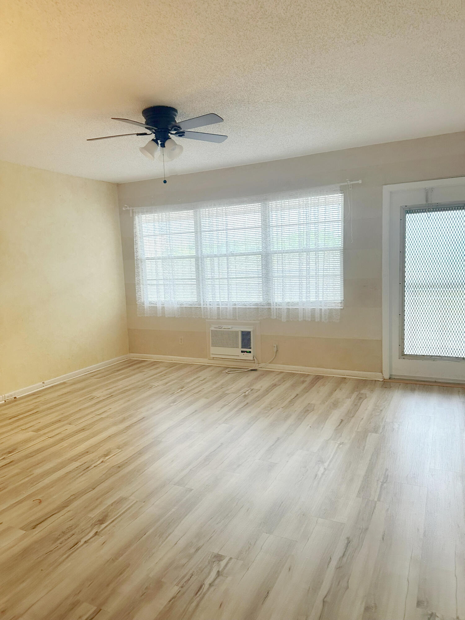 161 VENTNOR J Drive 161