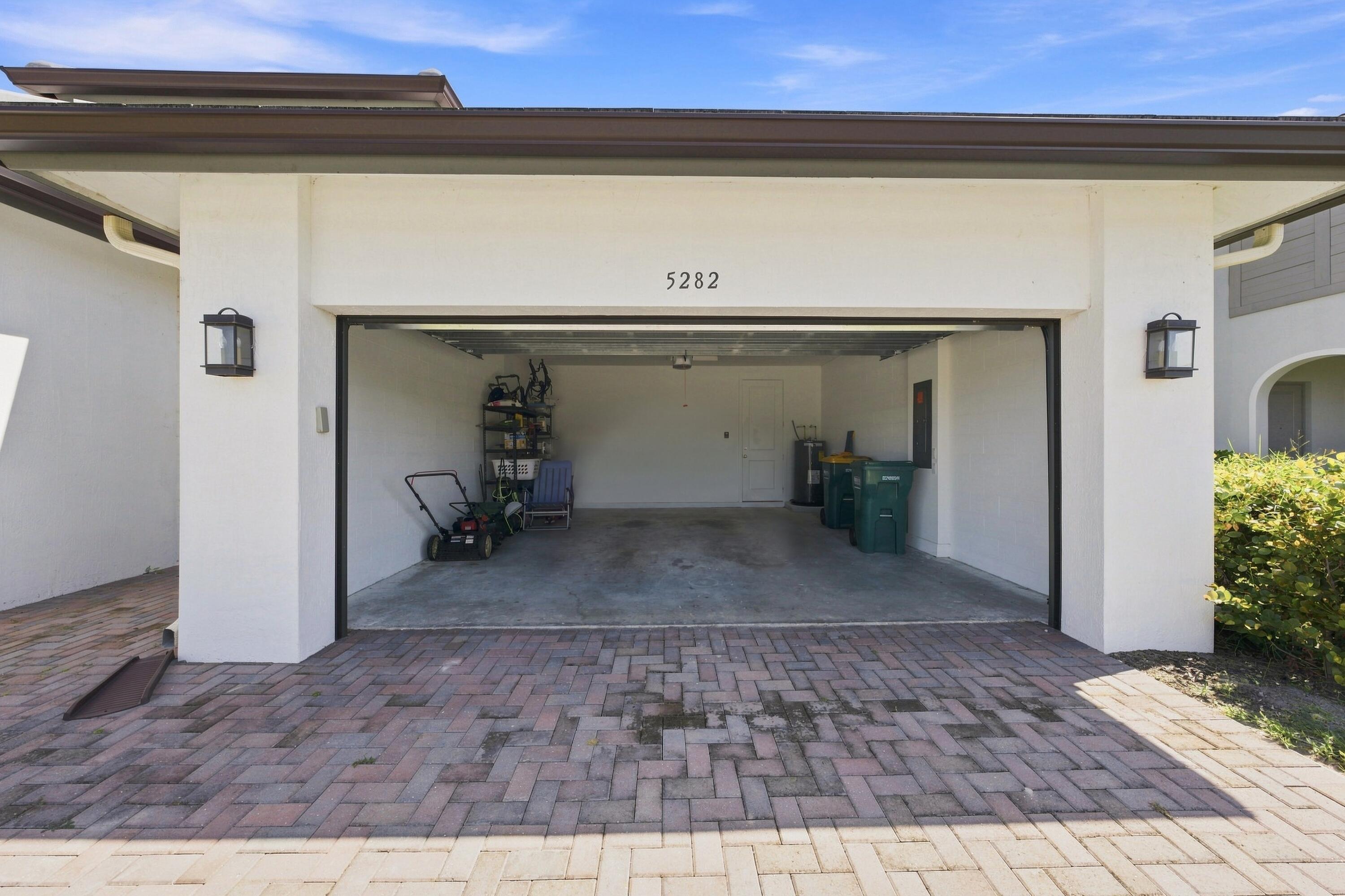 5282 NEVOLA Avenue