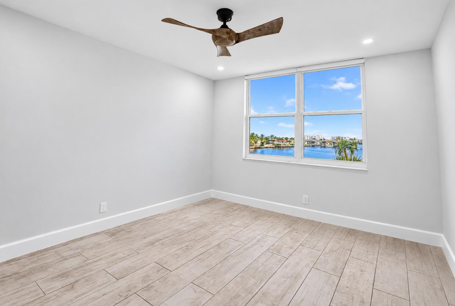 1 Harbourside Drive 3403
