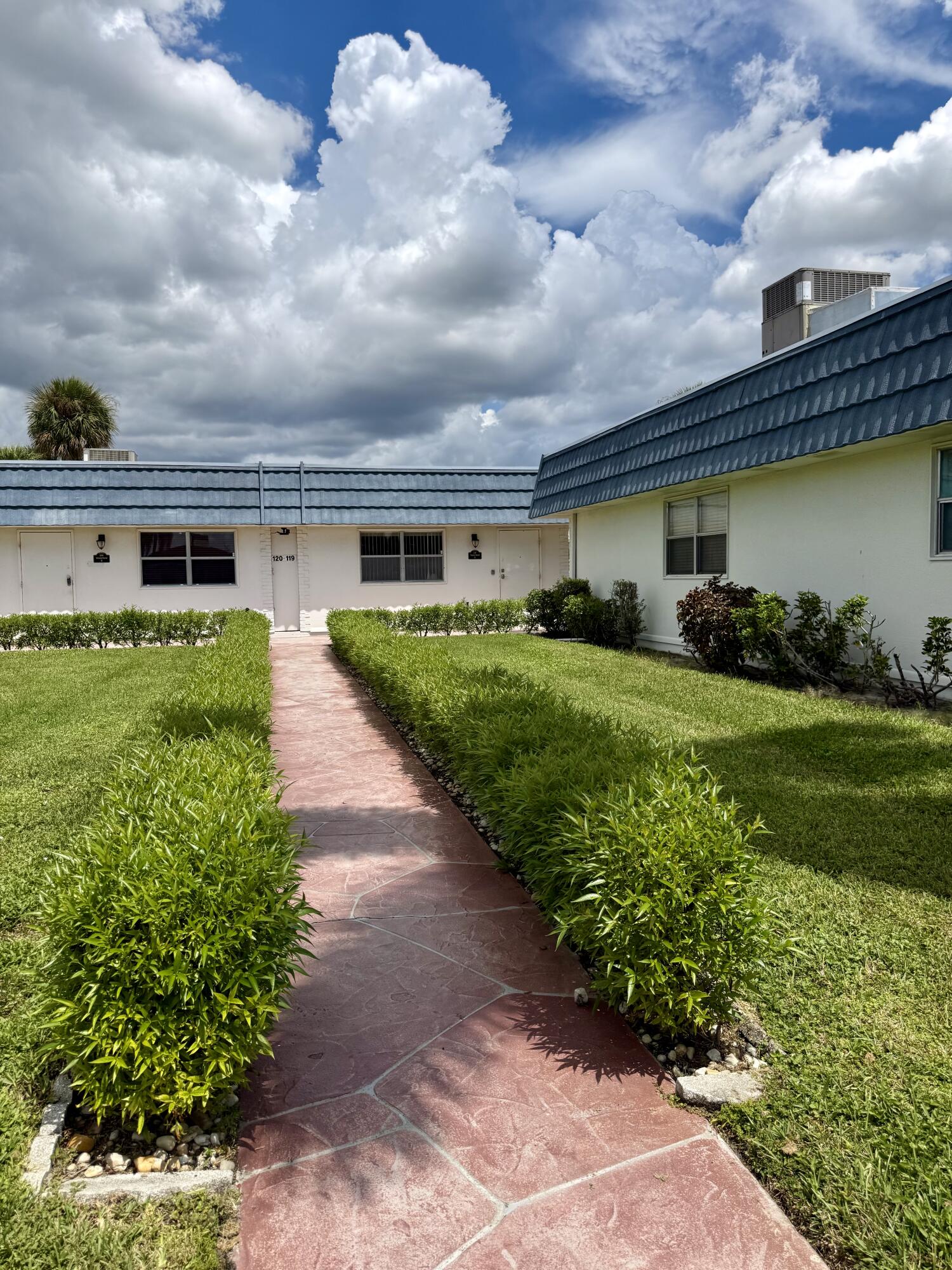 119 WATERFORD E