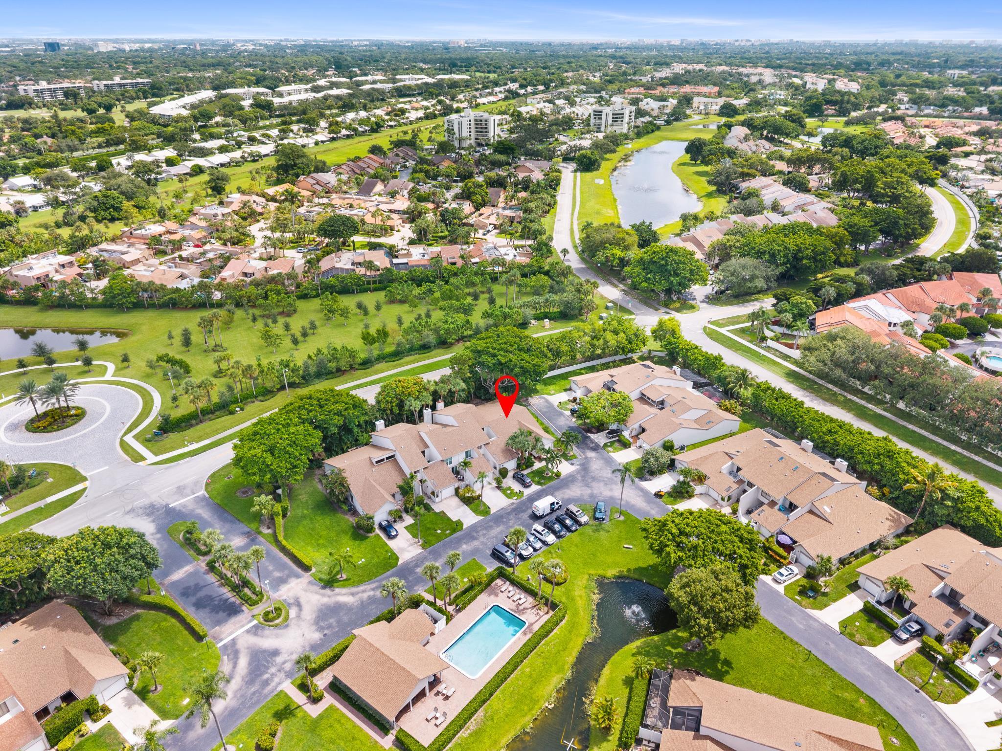 6660 CANARY PALM Circle