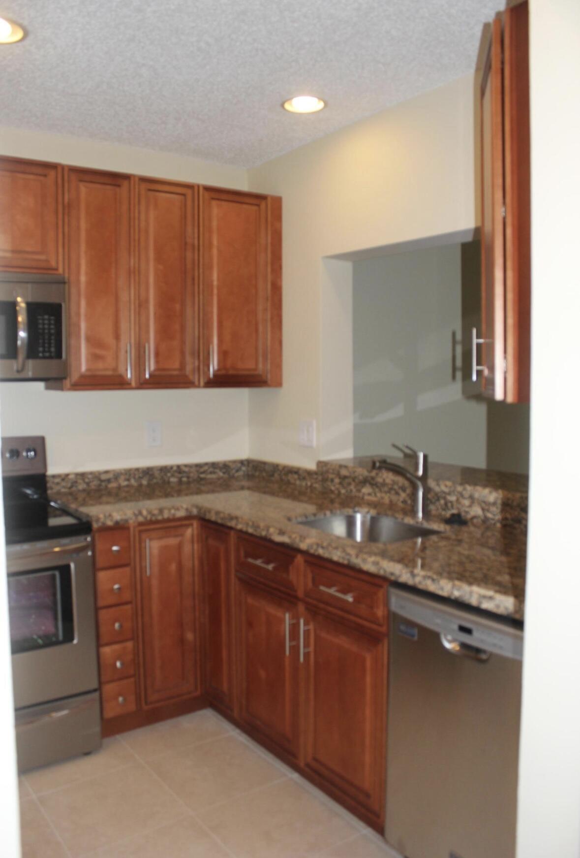 21943 REMSEN Terrace 204