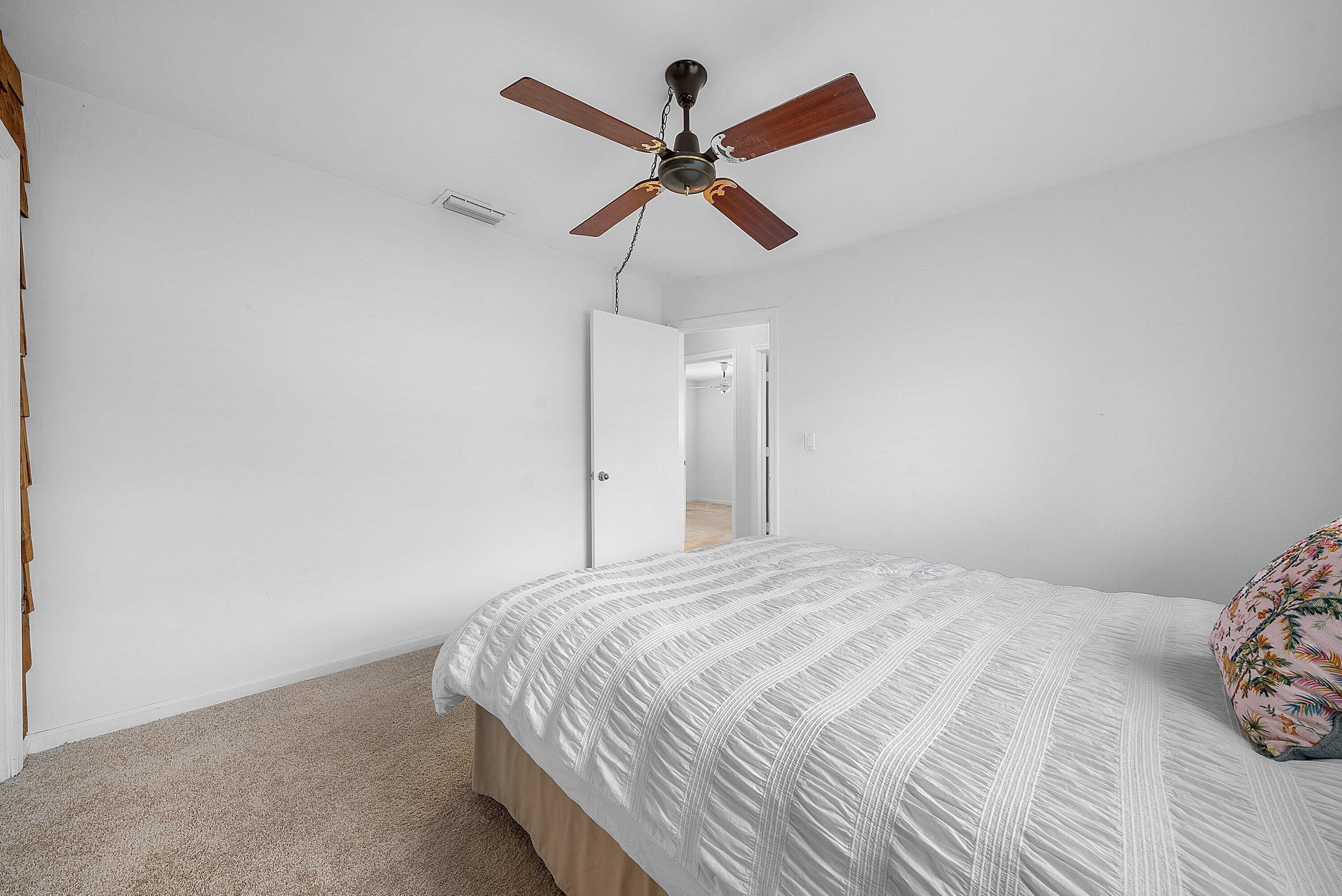 1060 NW 9th Street