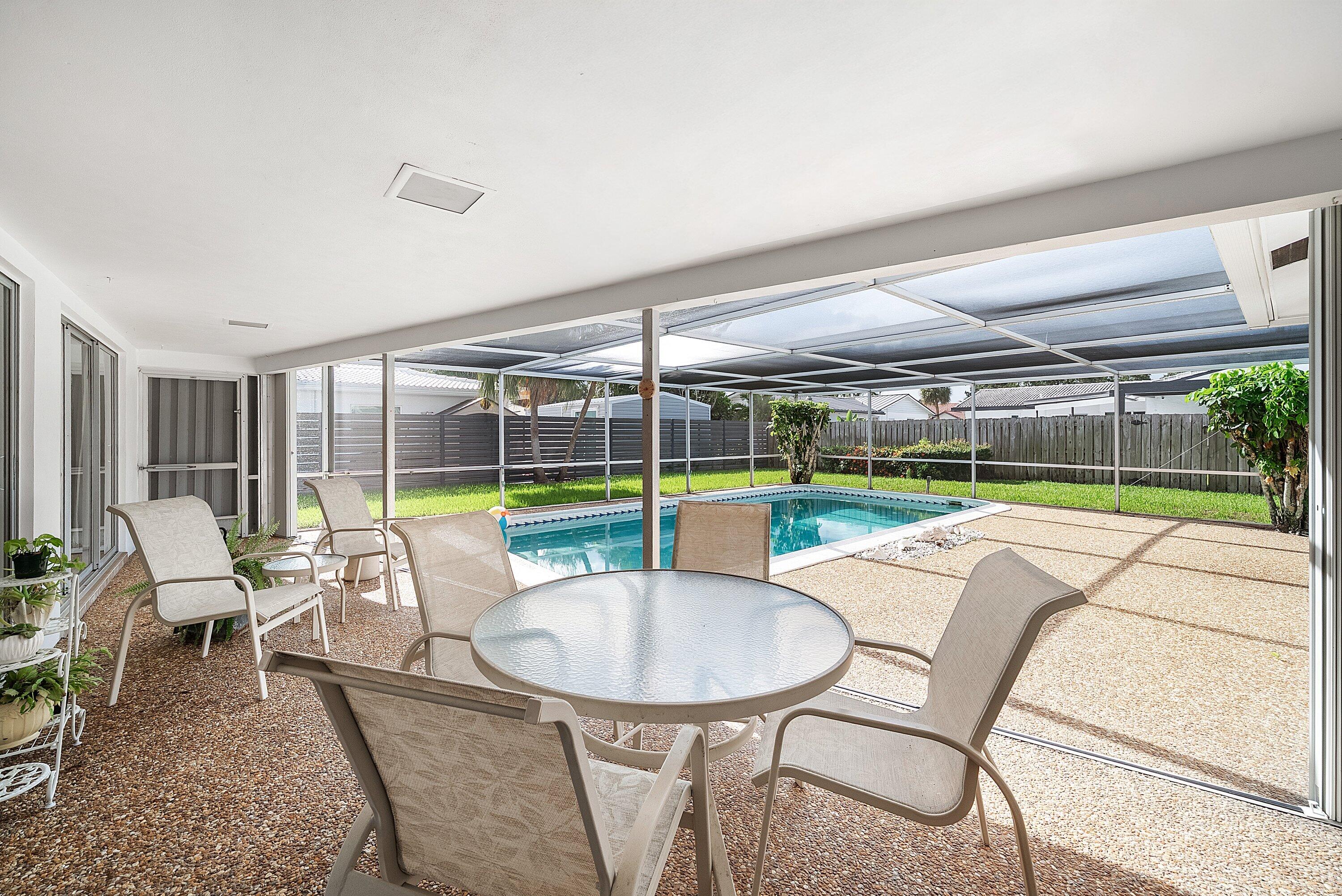 1060 NW 9th Street