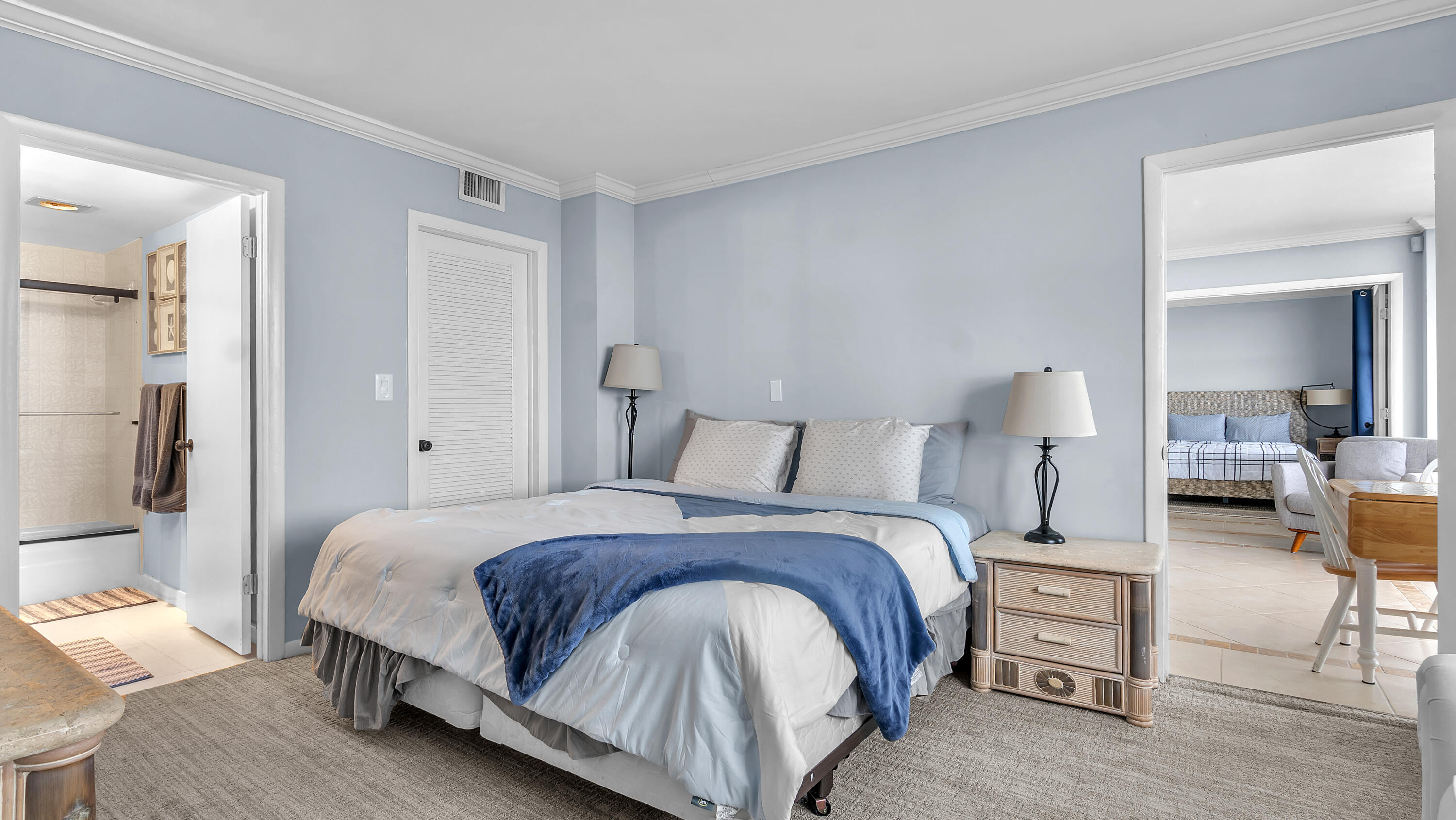 1801 S FLAGLER Drive 1804