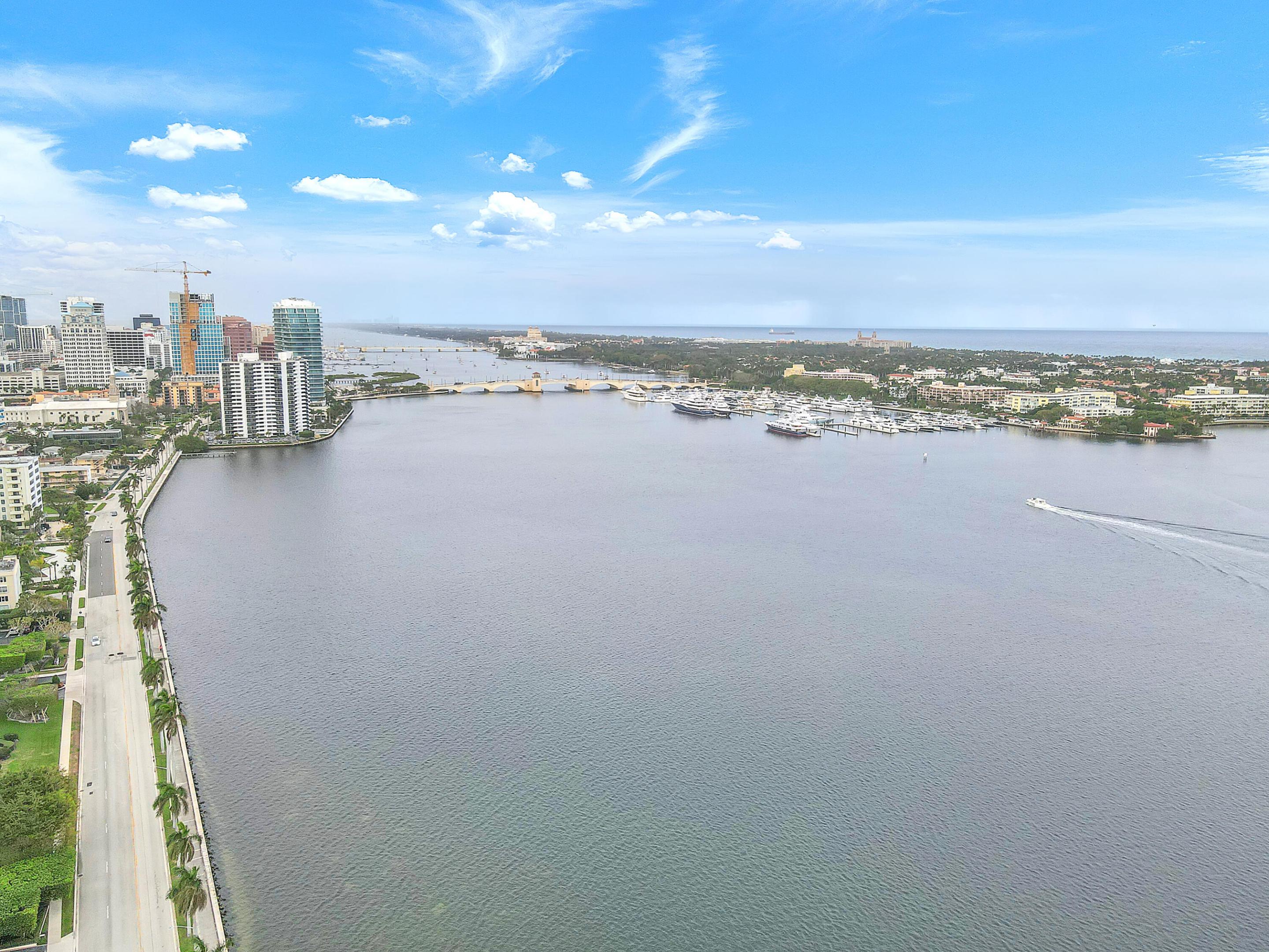 1801 S FLAGLER Drive 1804