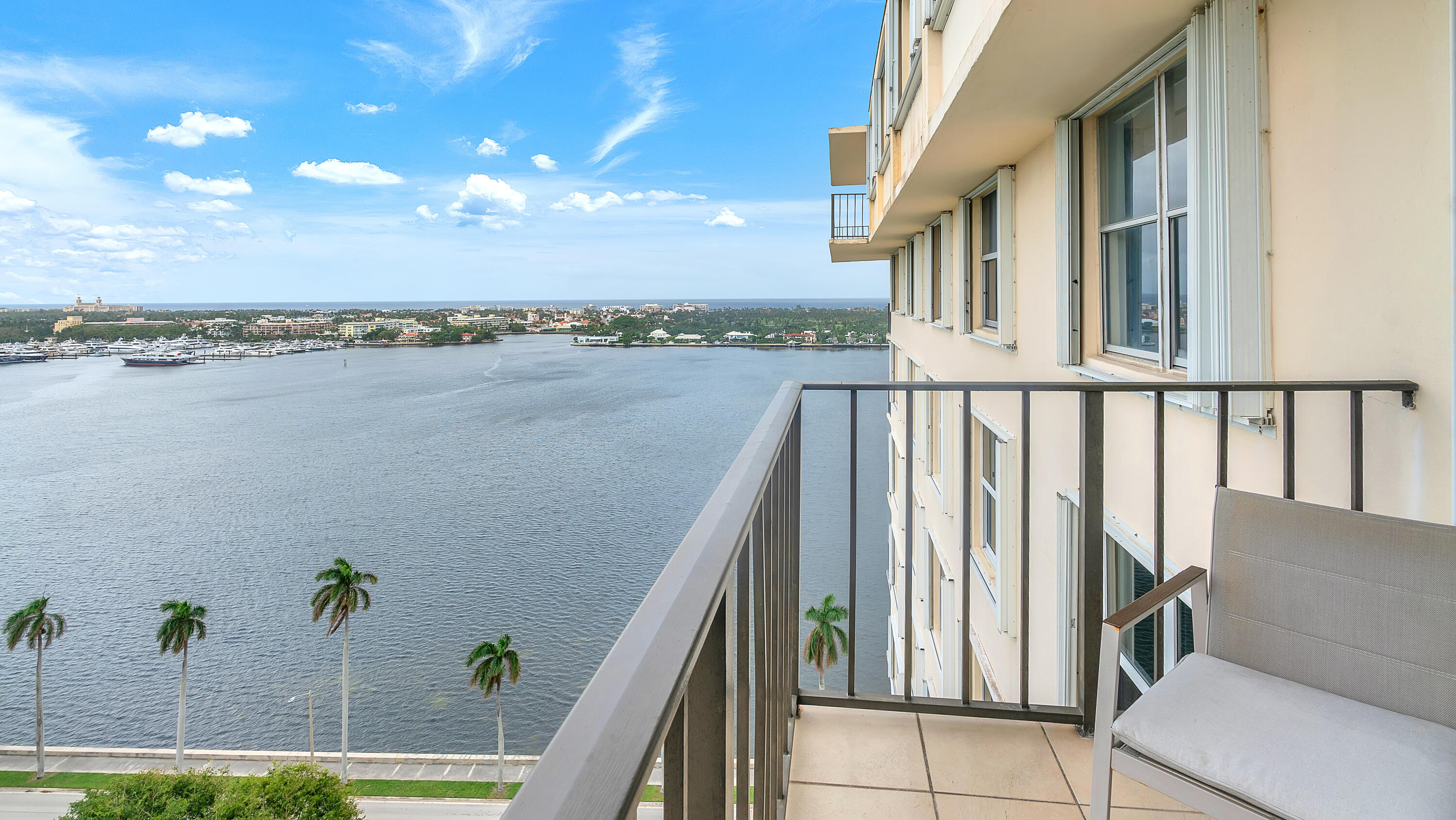 1801 S FLAGLER Drive 1804