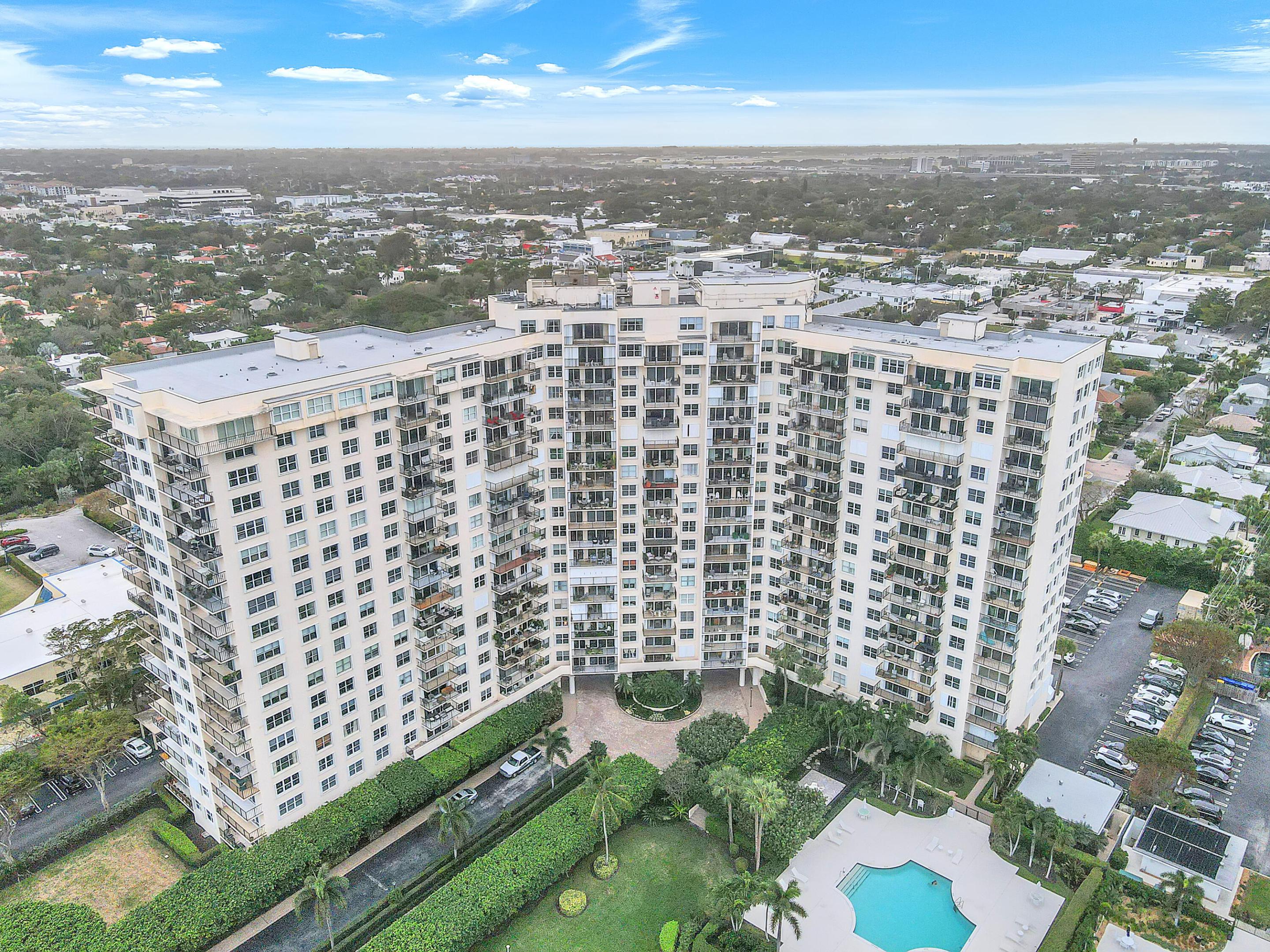 1801 S FLAGLER Drive 1804