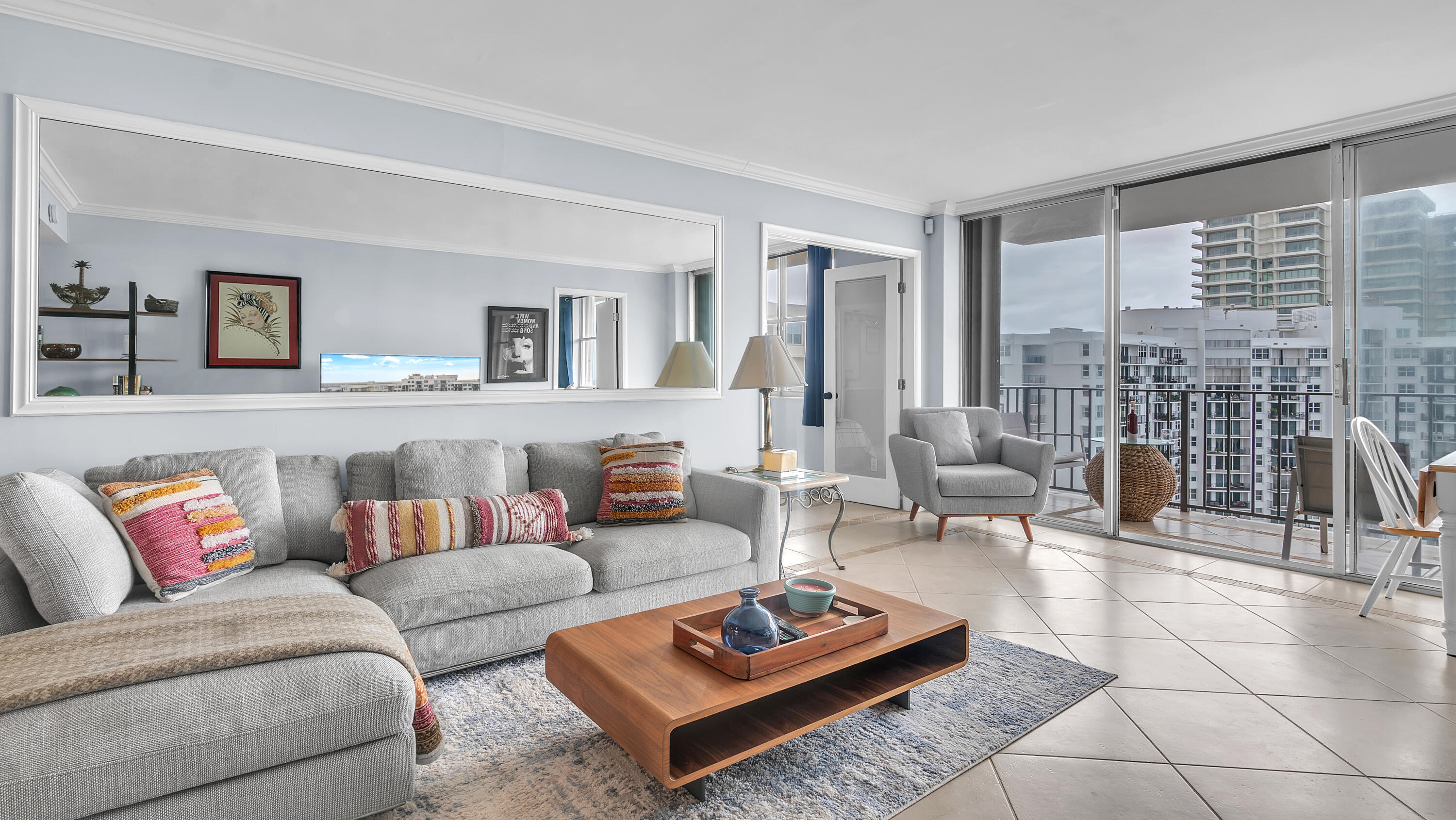 1801 S FLAGLER Drive 1804
